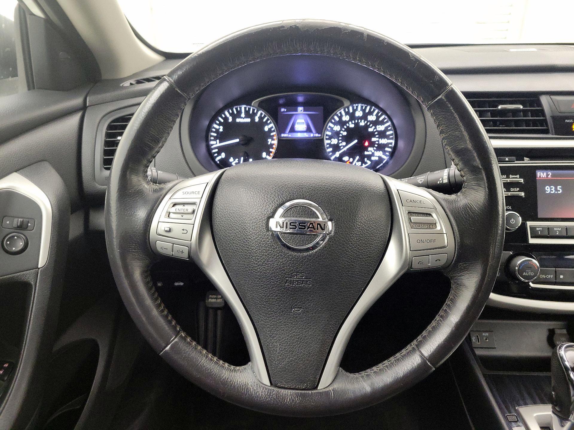 Thumbnail: 2018 Nissan Altima - 10