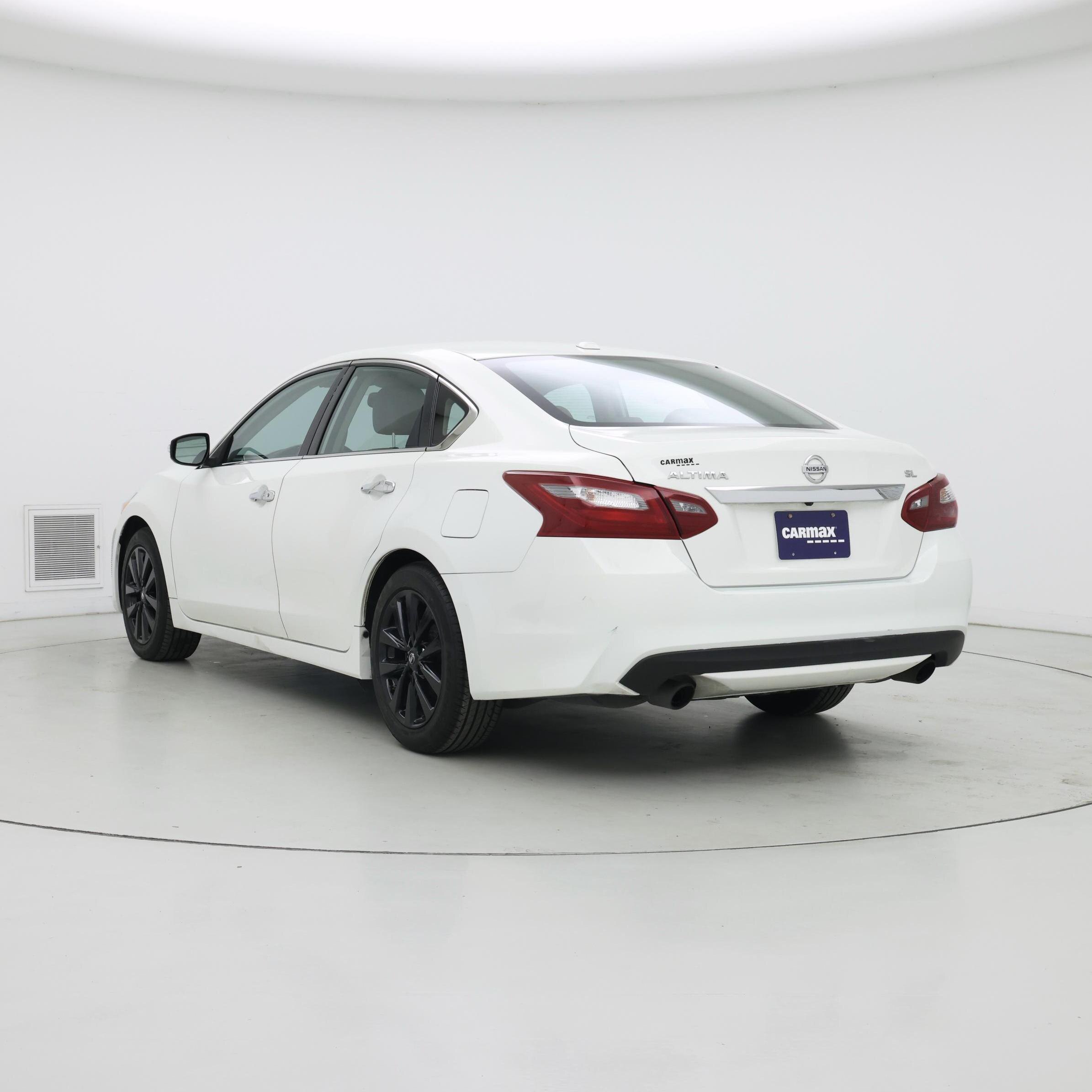 Thumbnail: 2018 Nissan Altima - 2