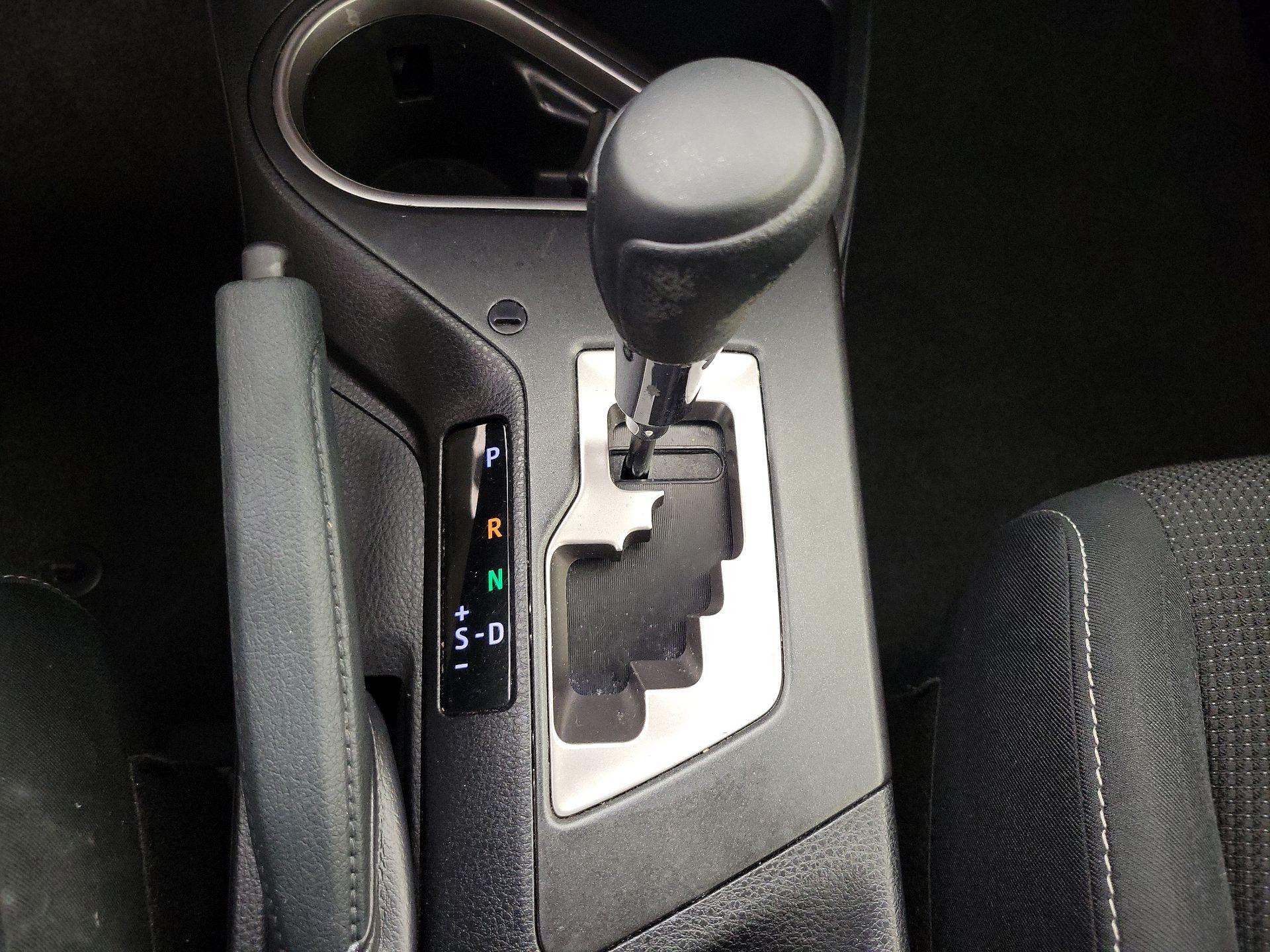 Thumbnail: 2018 Toyota RAV4 - 17