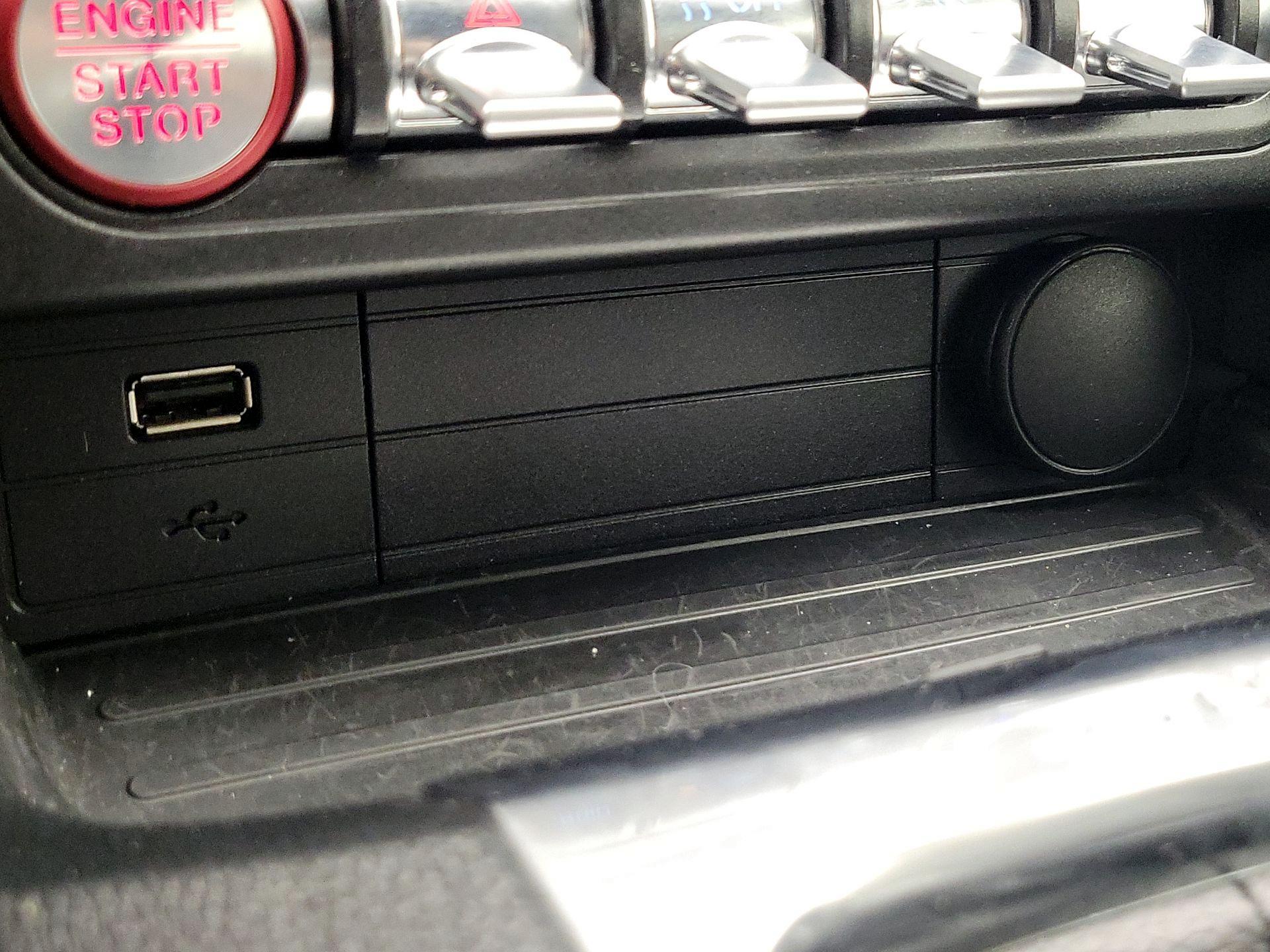 Thumbnail: 2019 Ford Mustang - 19