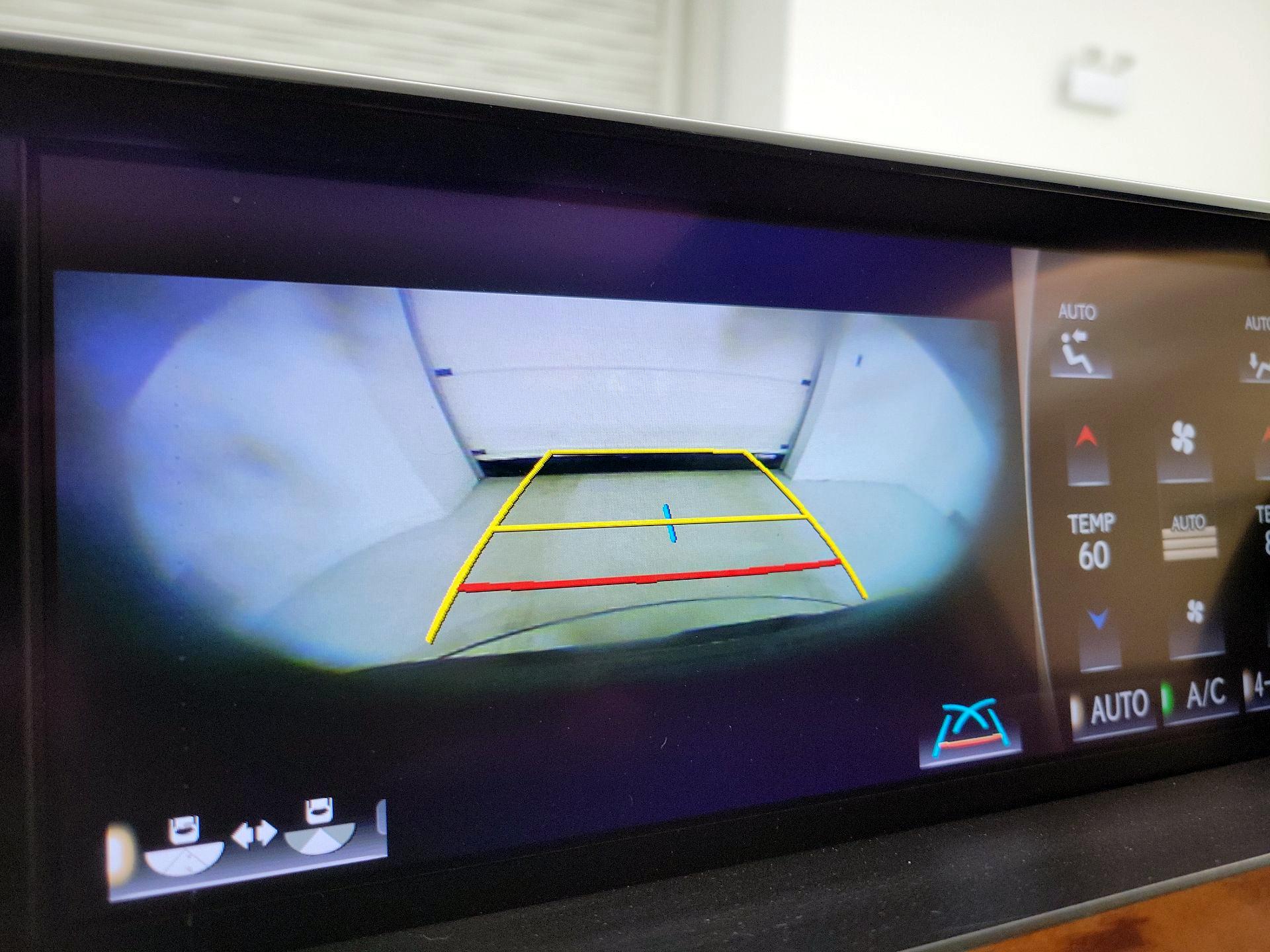 Thumbnail: 2020 Lexus LX - 15