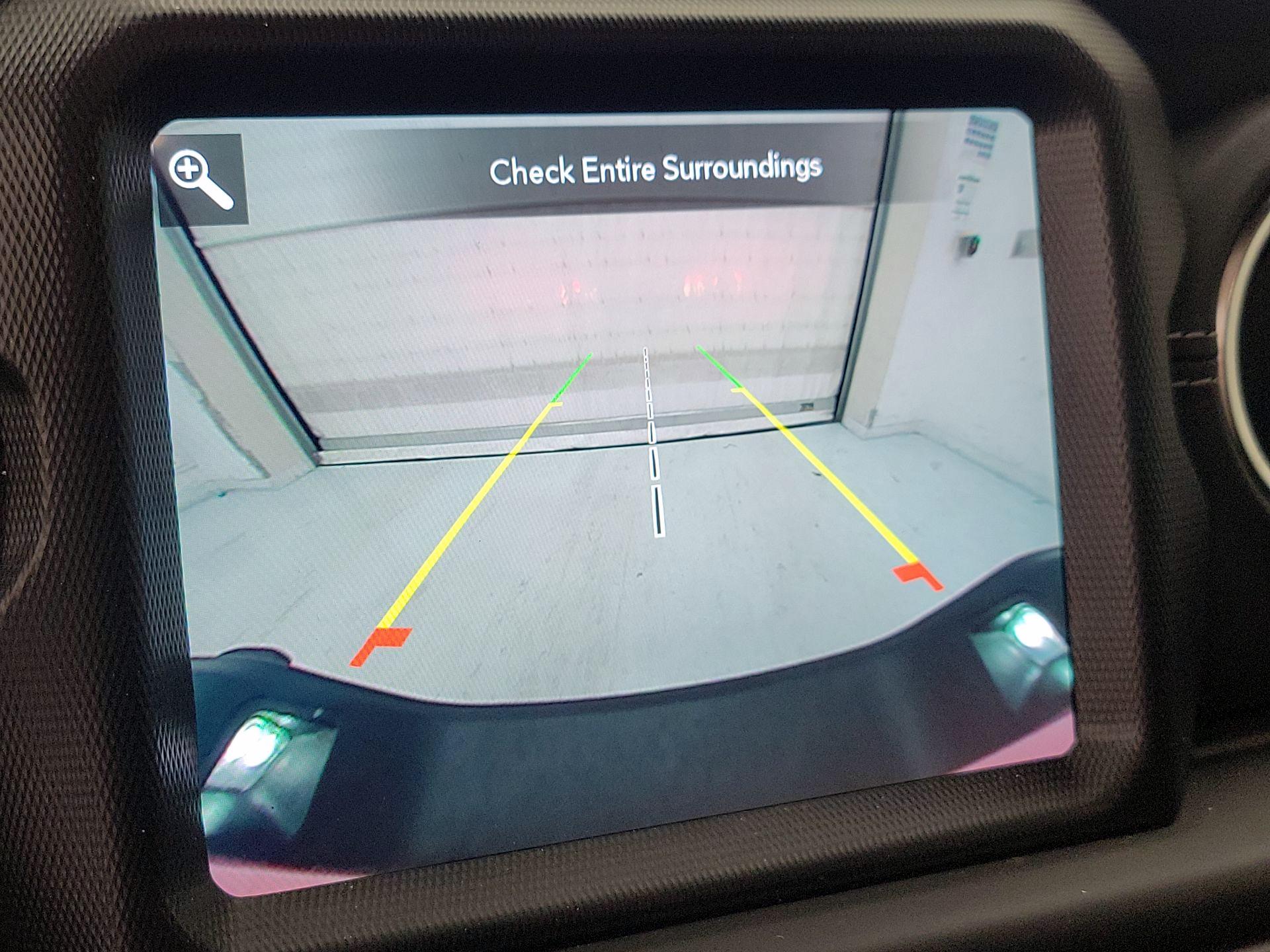 Thumbnail: 2022 Jeep Gladiator - 15