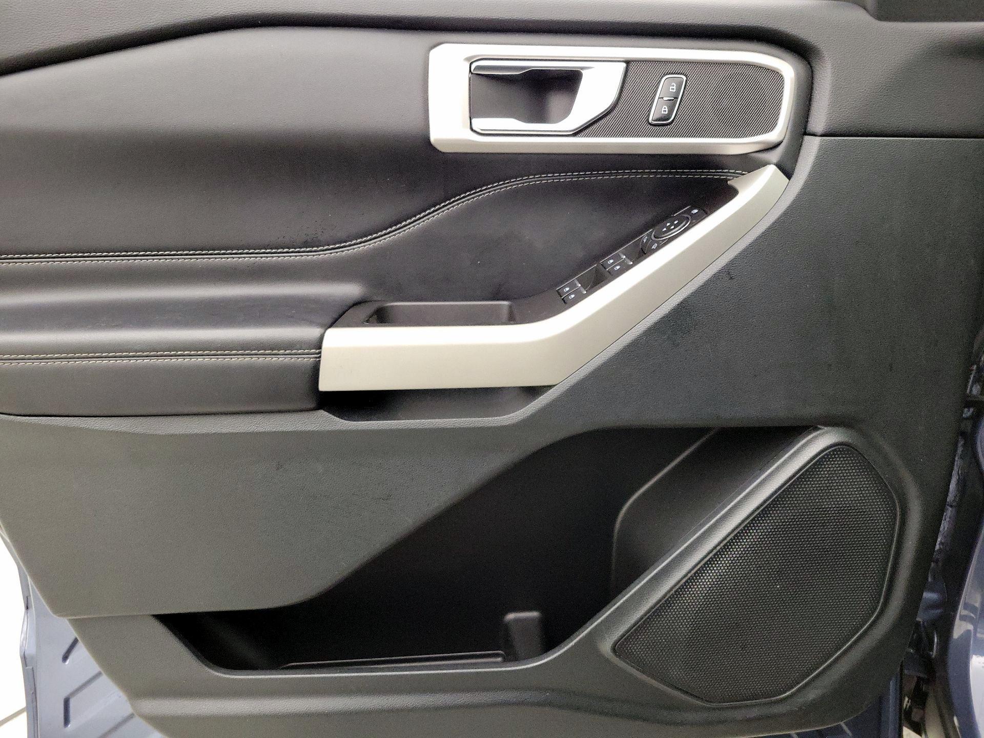 Thumbnail: 2021 Ford Explorer - 12