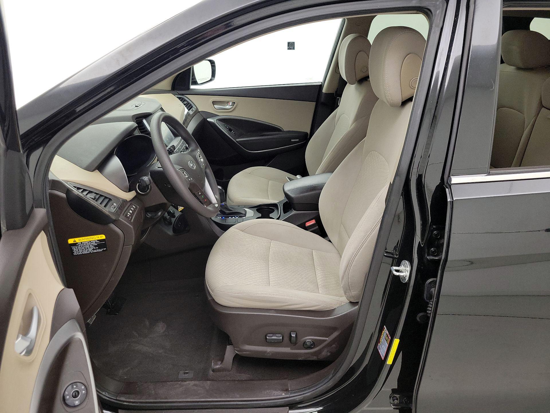 Thumbnail: 2017 Hyundai Santa Fe - 11