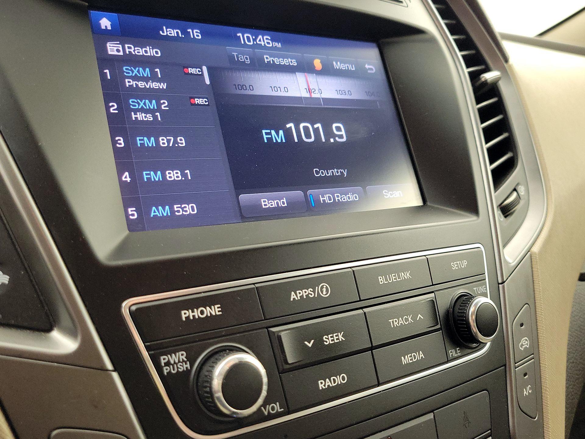 Thumbnail: 2017 Hyundai Santa Fe - 15