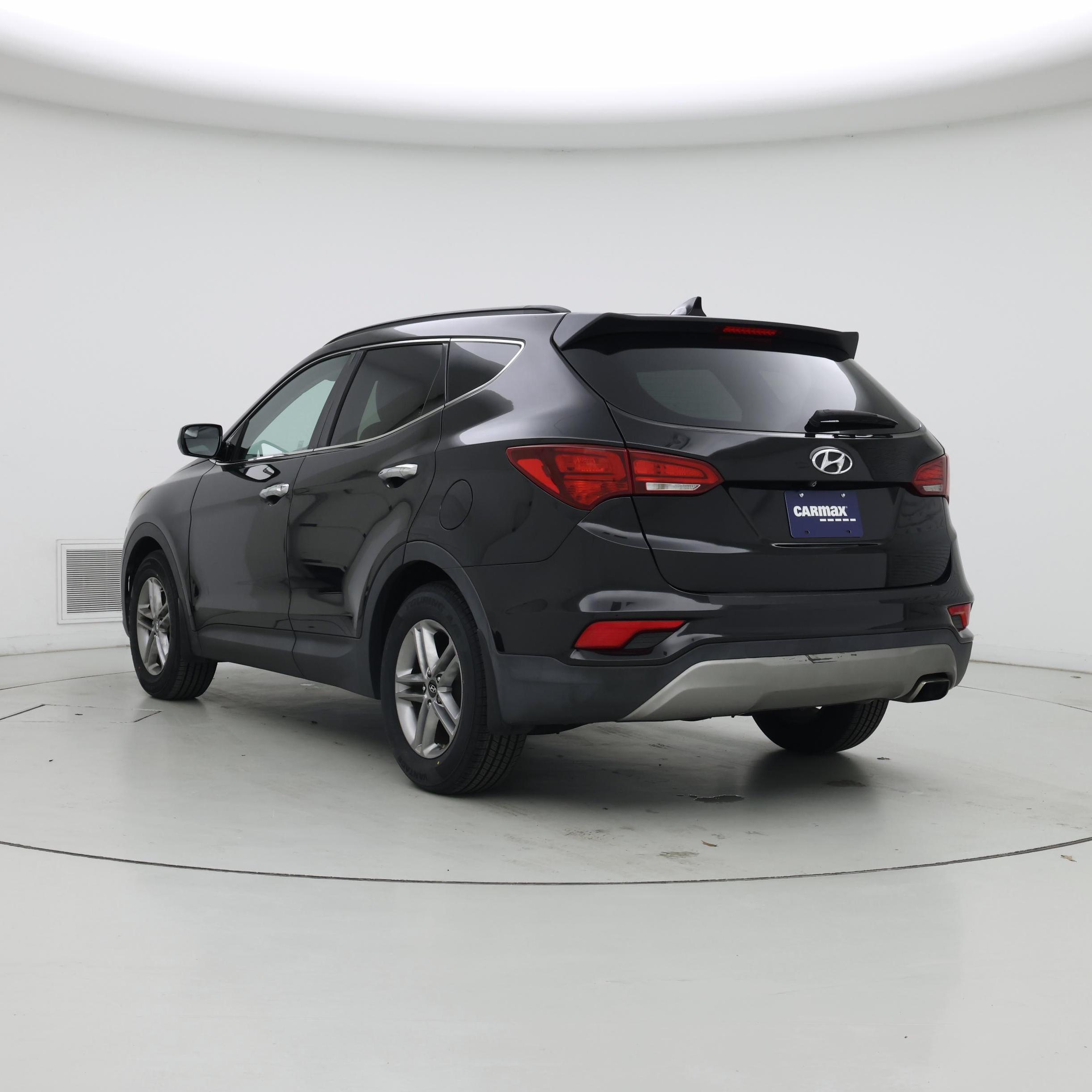 Thumbnail: 2017 Hyundai Santa Fe - 2