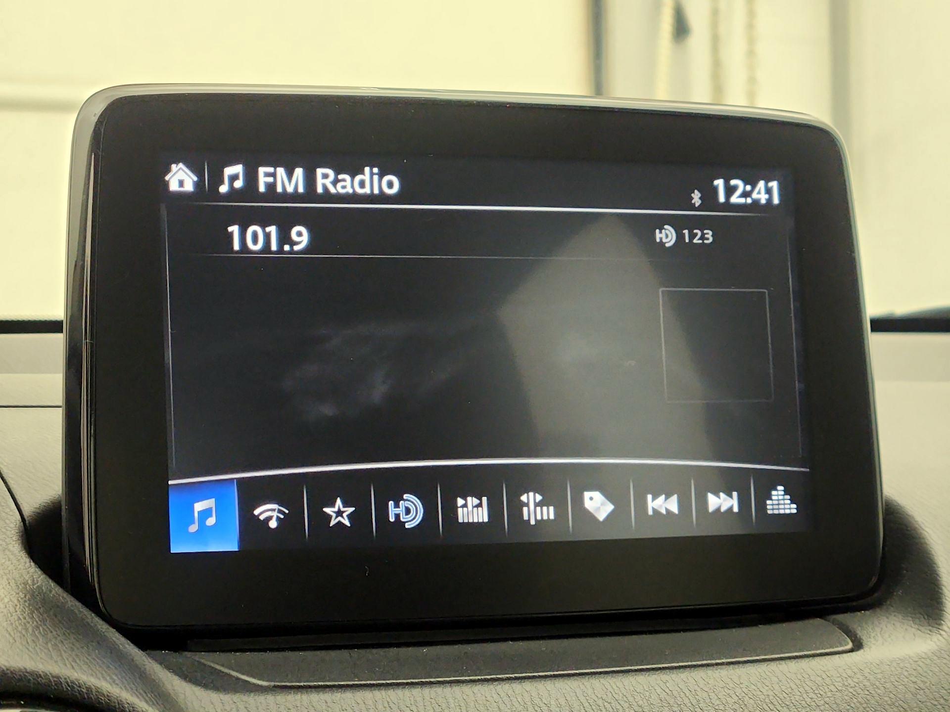 Thumbnail: 2020 Toyota Yaris - 14