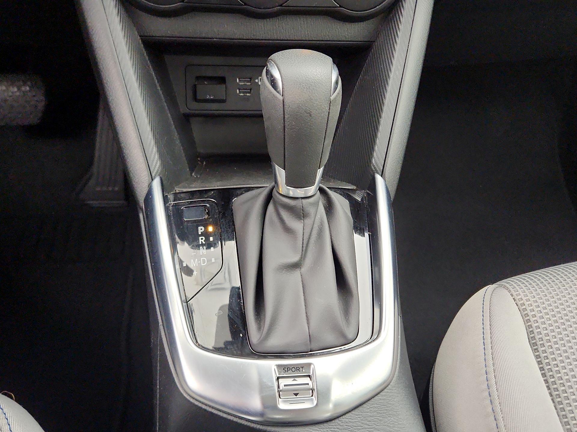 Thumbnail: 2020 Toyota Yaris - 16