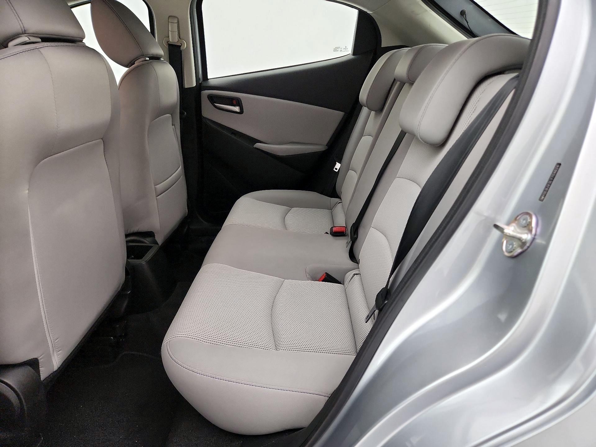 Thumbnail: 2020 Toyota Yaris - 18