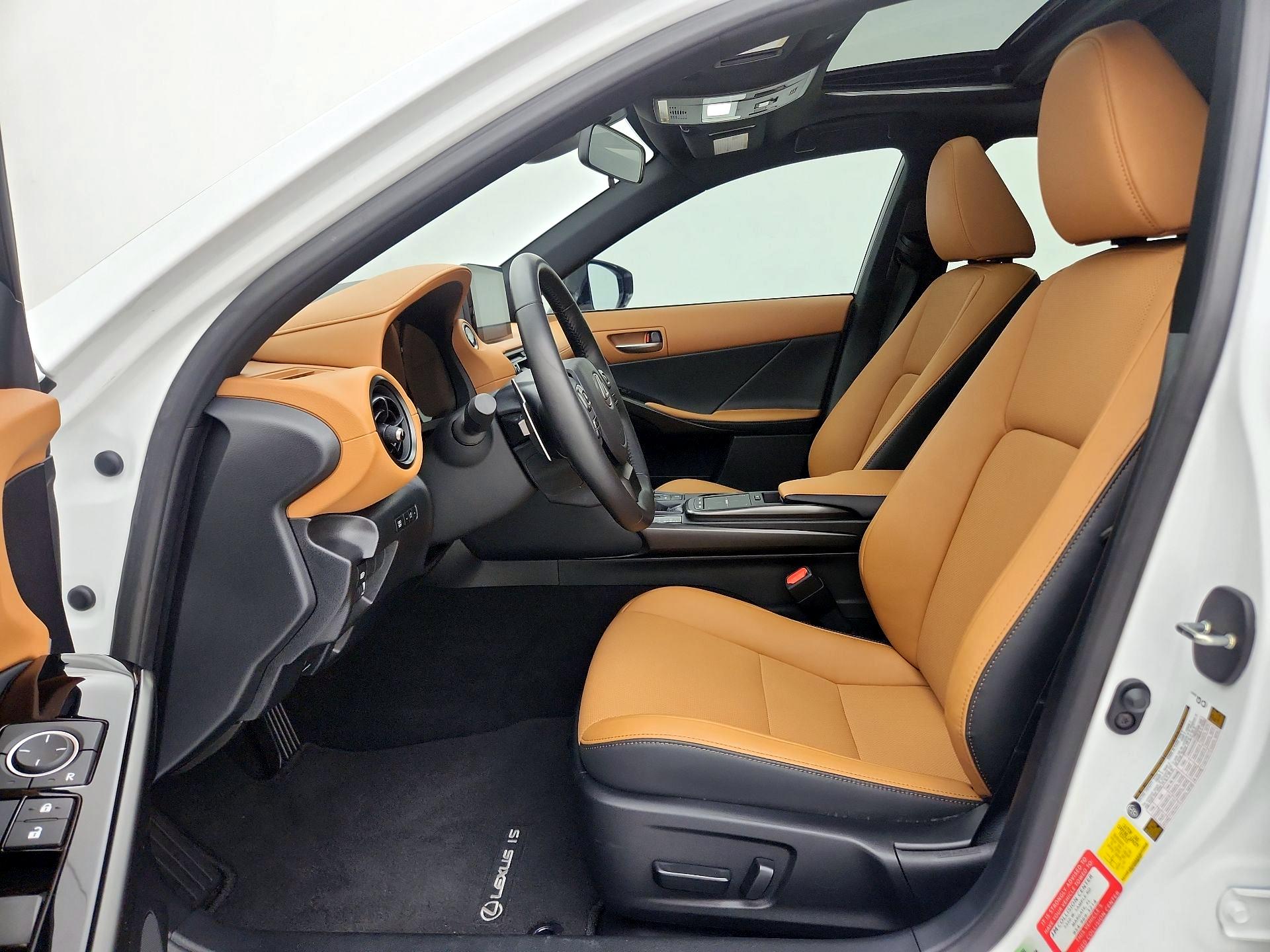 Thumbnail: 2025 Lexus IS - 11