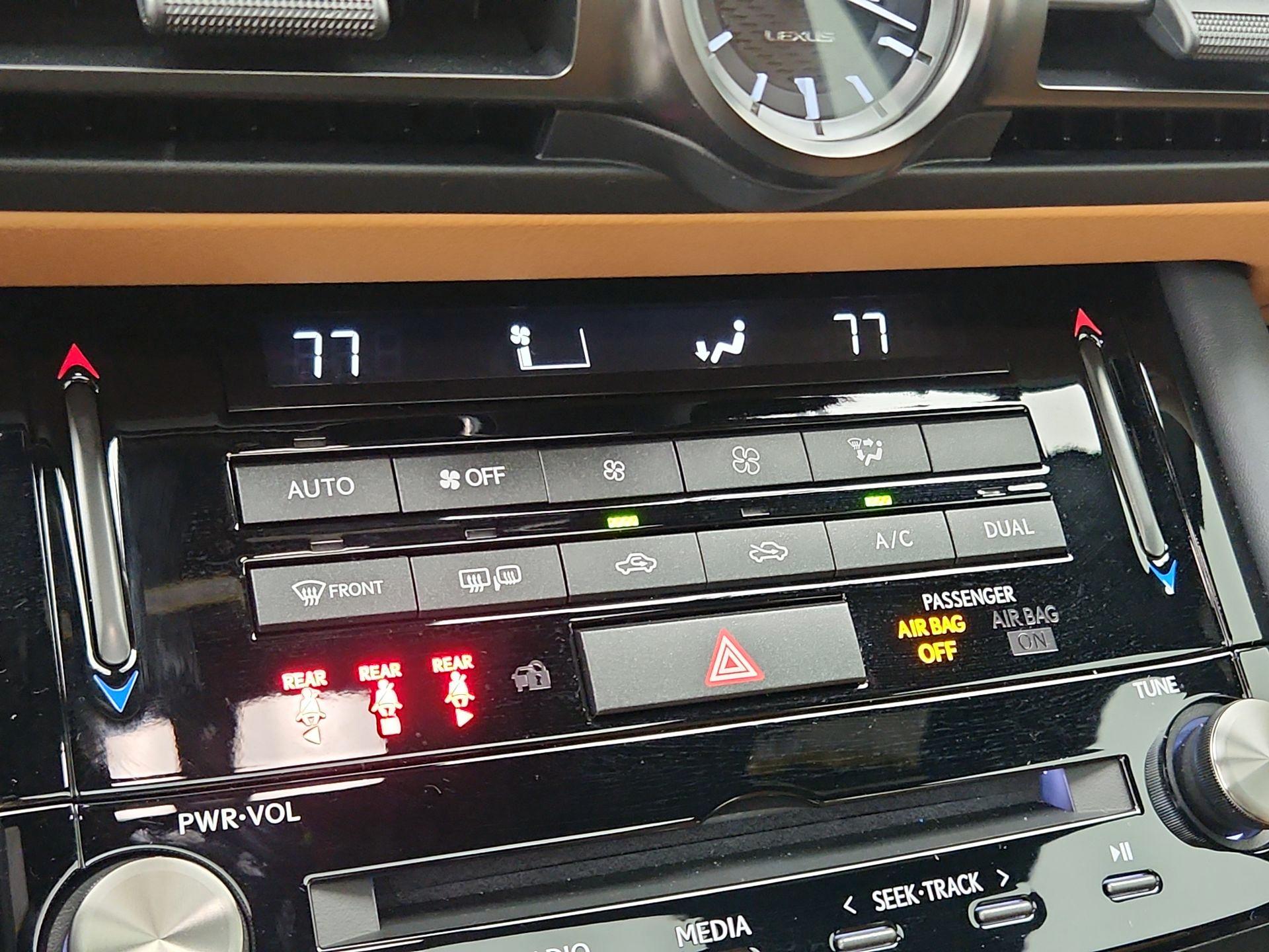 Thumbnail: 2025 Lexus IS - 16