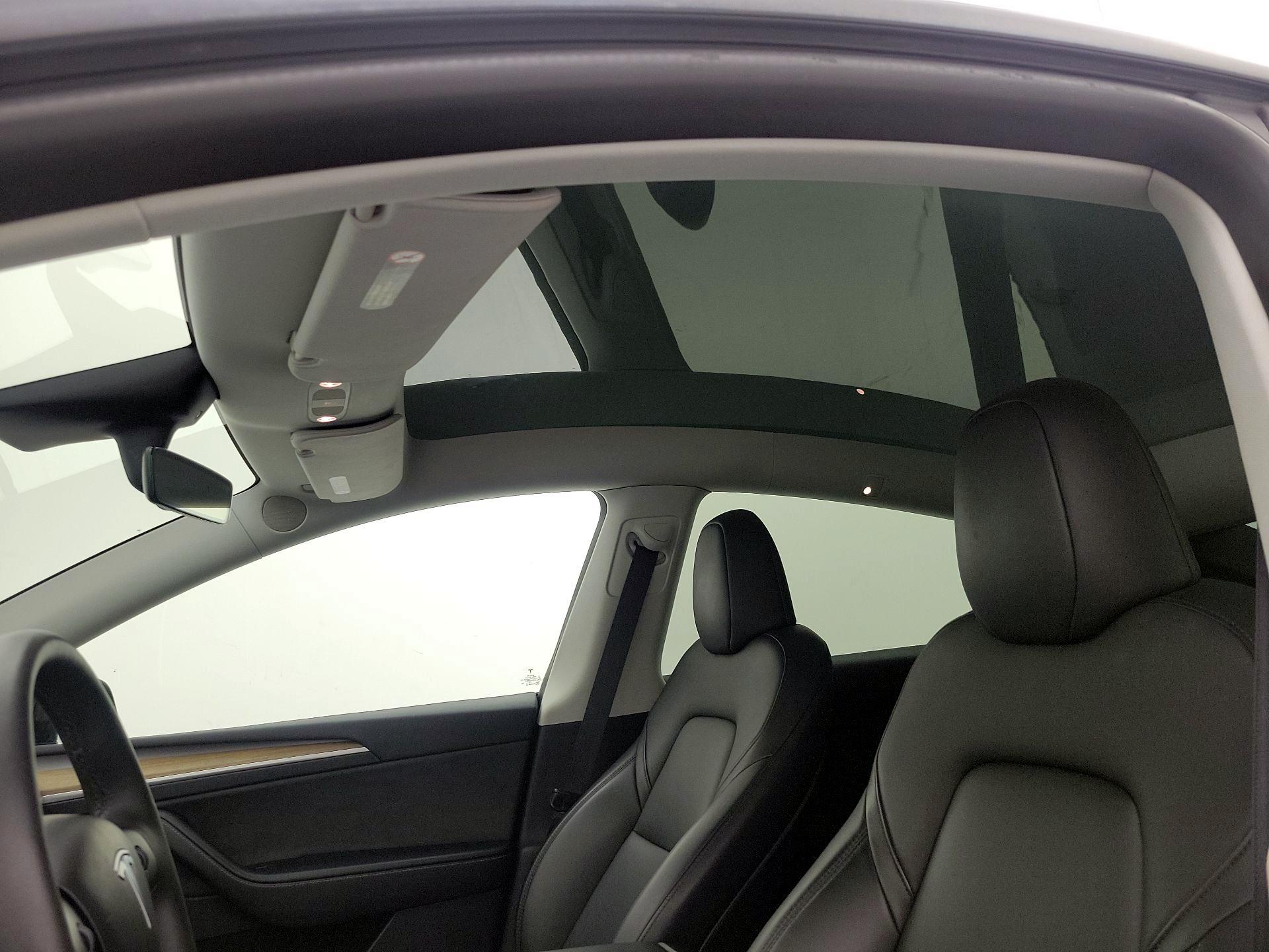 Thumbnail: 2023 Tesla Model Y - 18