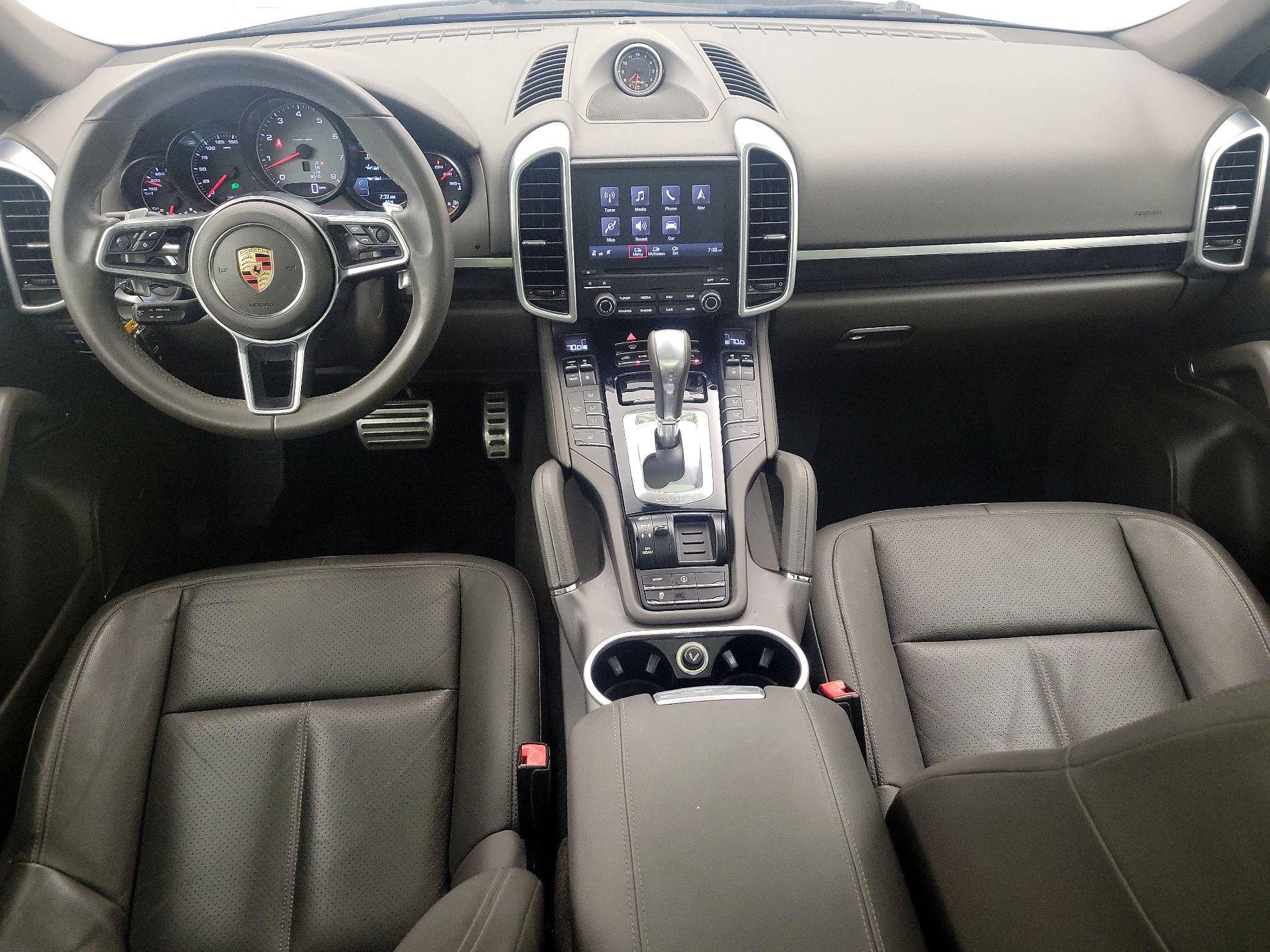 Thumbnail: 2017 Porsche Cayenne - 9