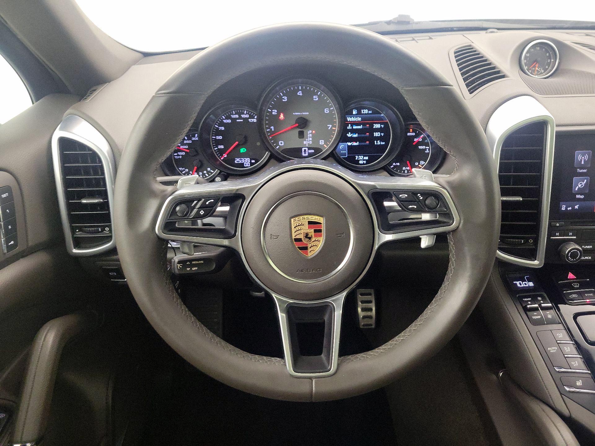 Thumbnail: 2017 Porsche Cayenne - 10