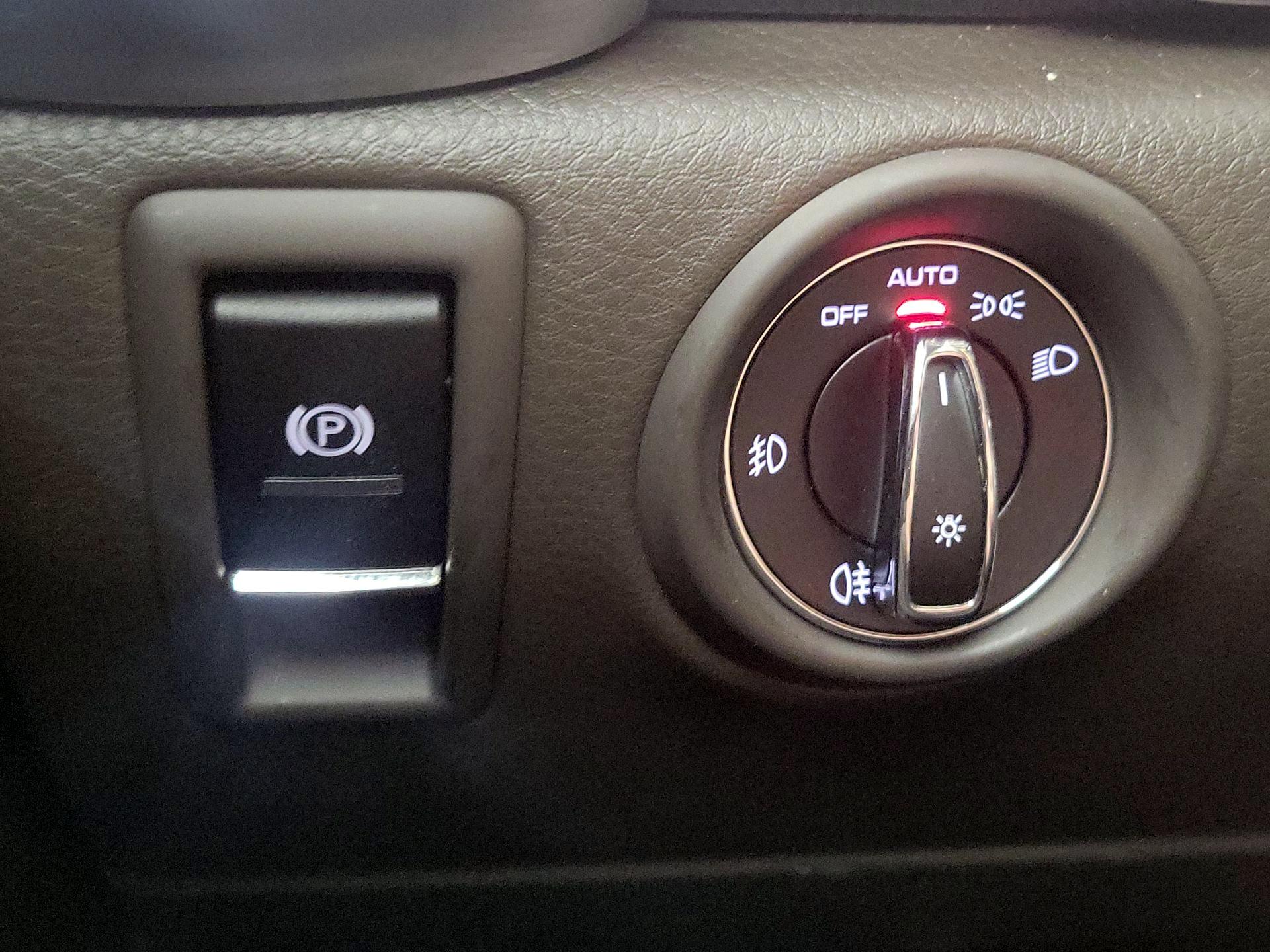 Thumbnail: 2017 Porsche Cayenne - 13