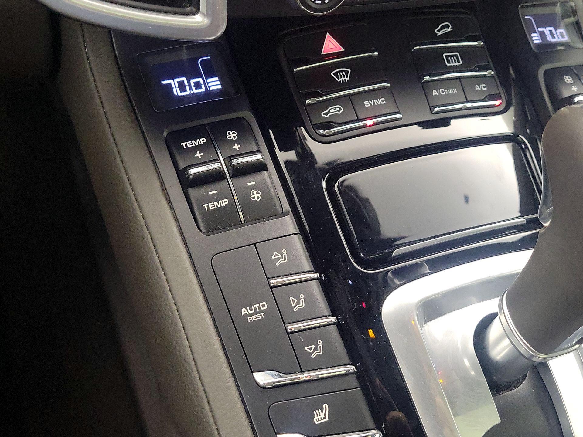 Thumbnail: 2017 Porsche Cayenne - 15