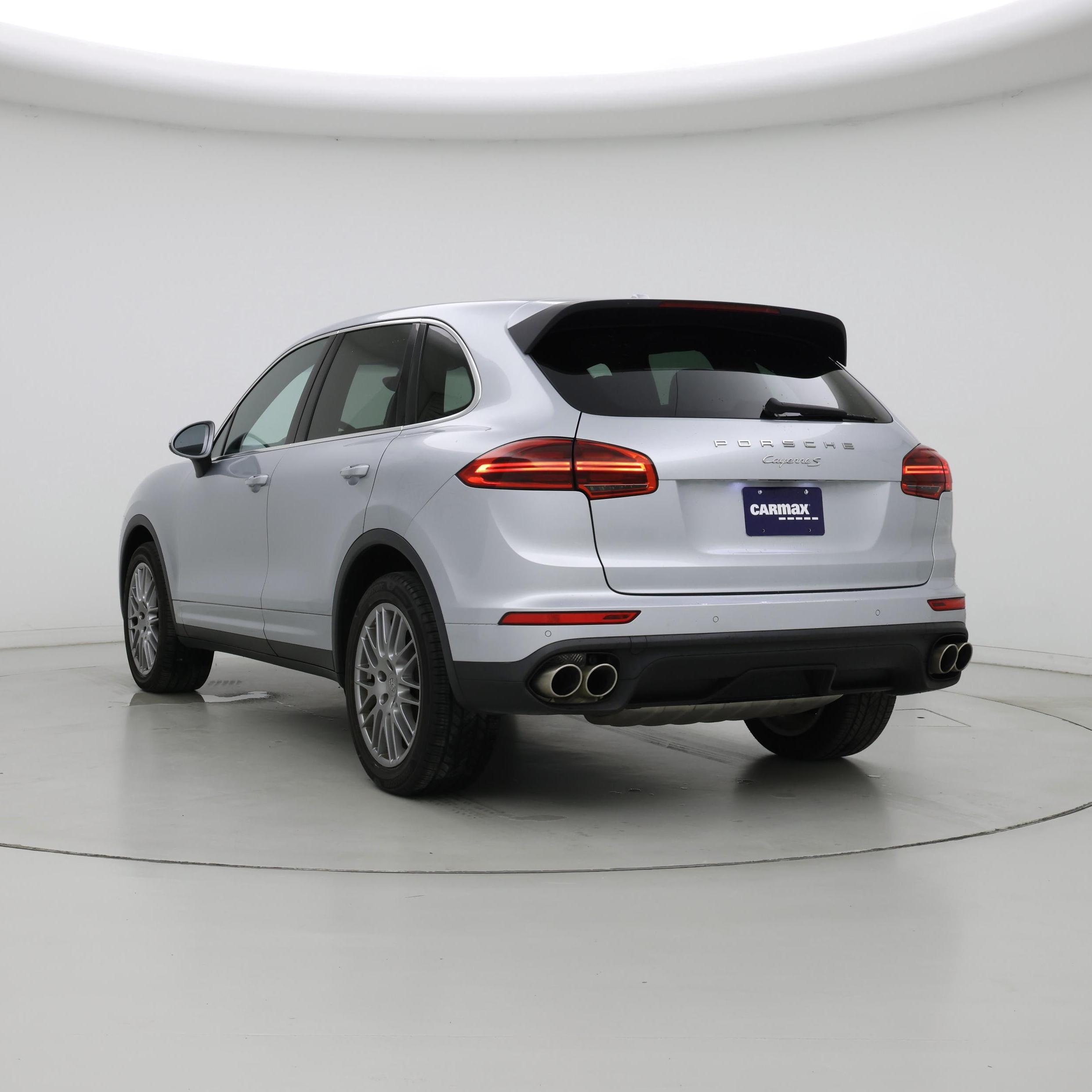 Thumbnail: 2017 Porsche Cayenne - 2