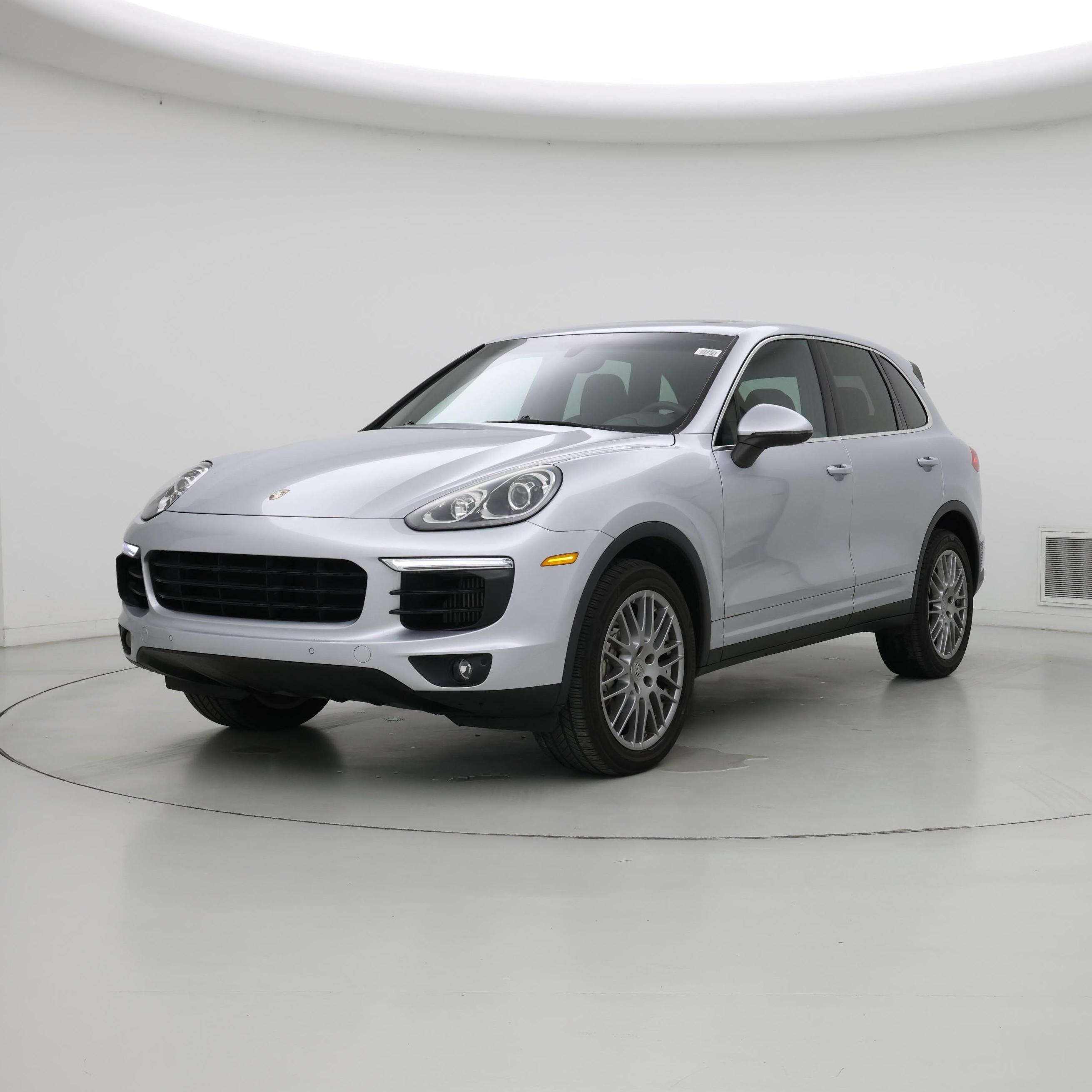 Thumbnail: 2017 Porsche Cayenne - 4