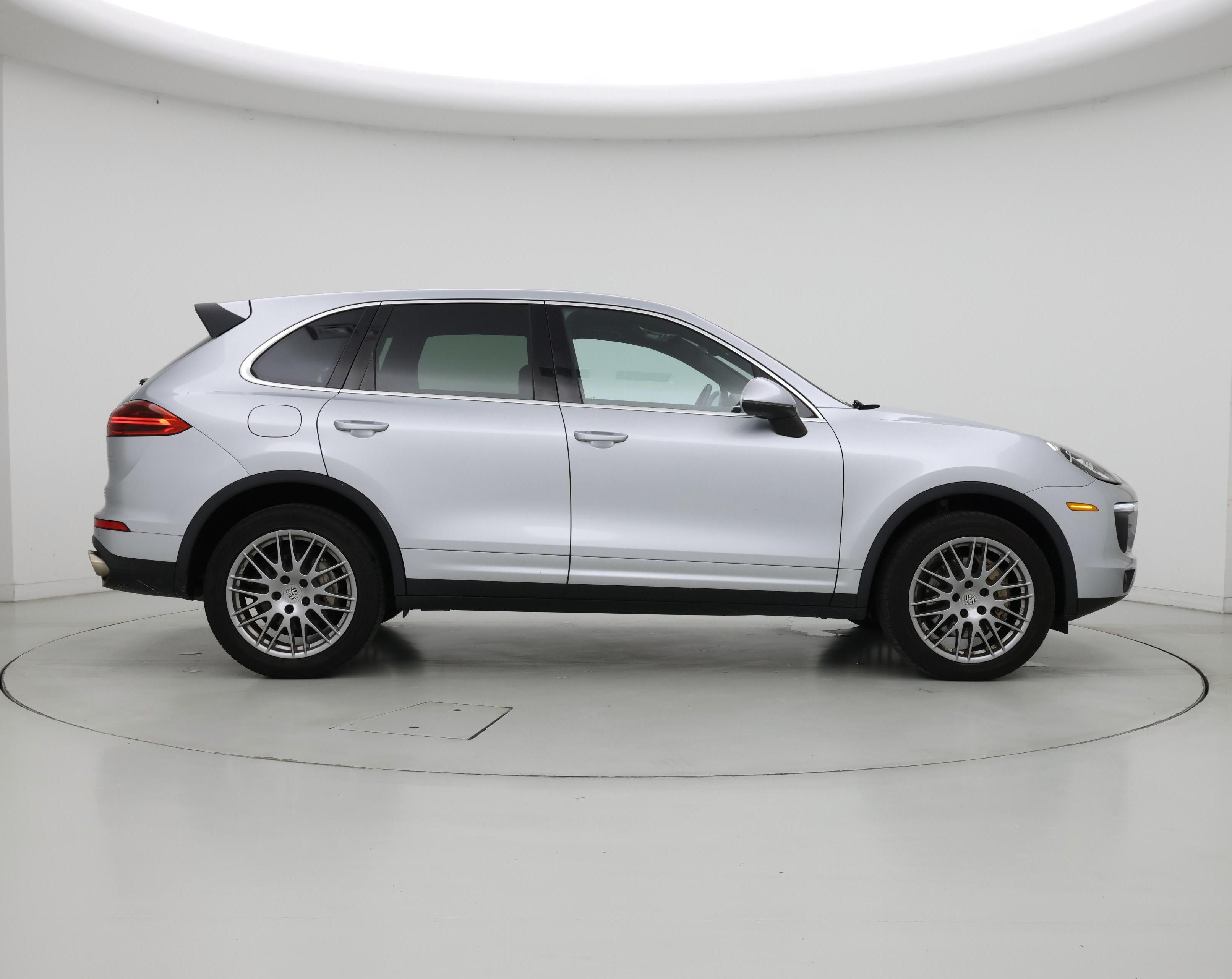 Thumbnail: 2017 Porsche Cayenne - 7