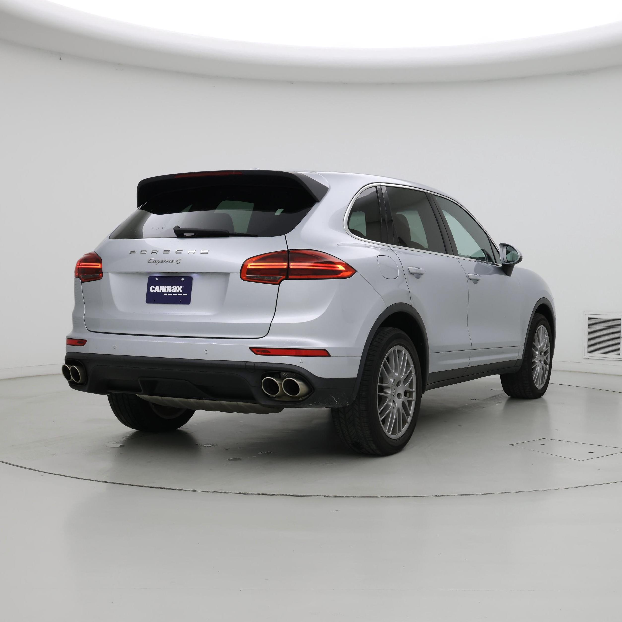 Thumbnail: 2017 Porsche Cayenne - 8