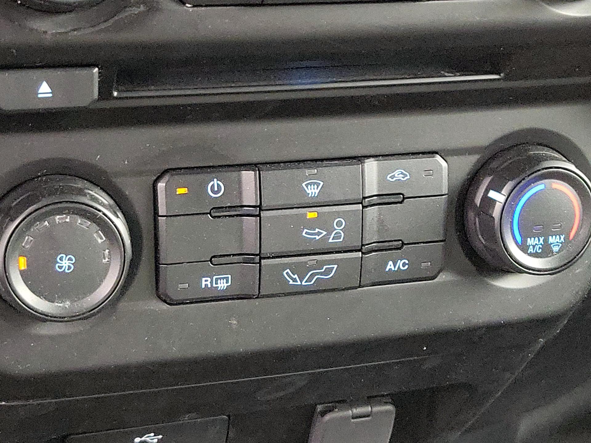 Thumbnail: 2016 Ford F-150 - 16