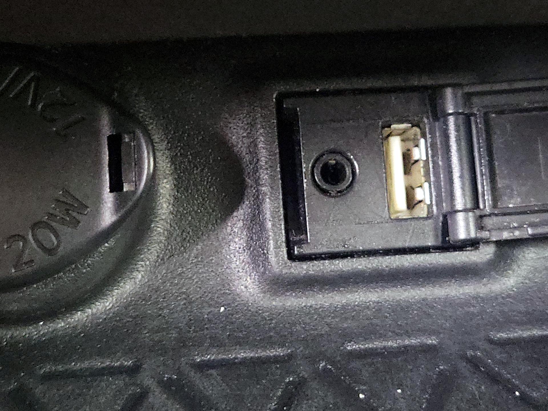 Thumbnail: 2019 Toyota RAV4 - 18