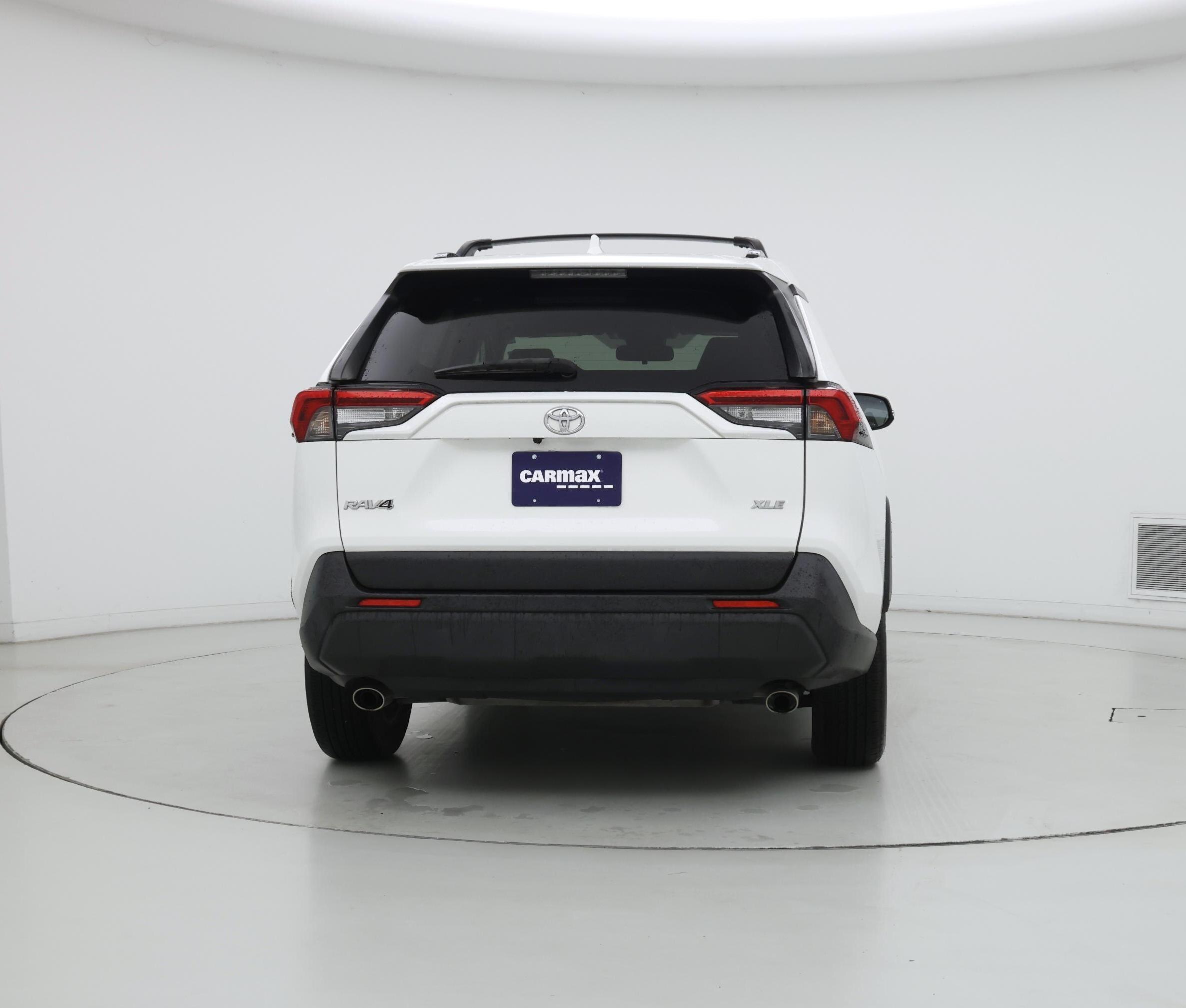 Thumbnail: 2019 Toyota RAV4 - 6