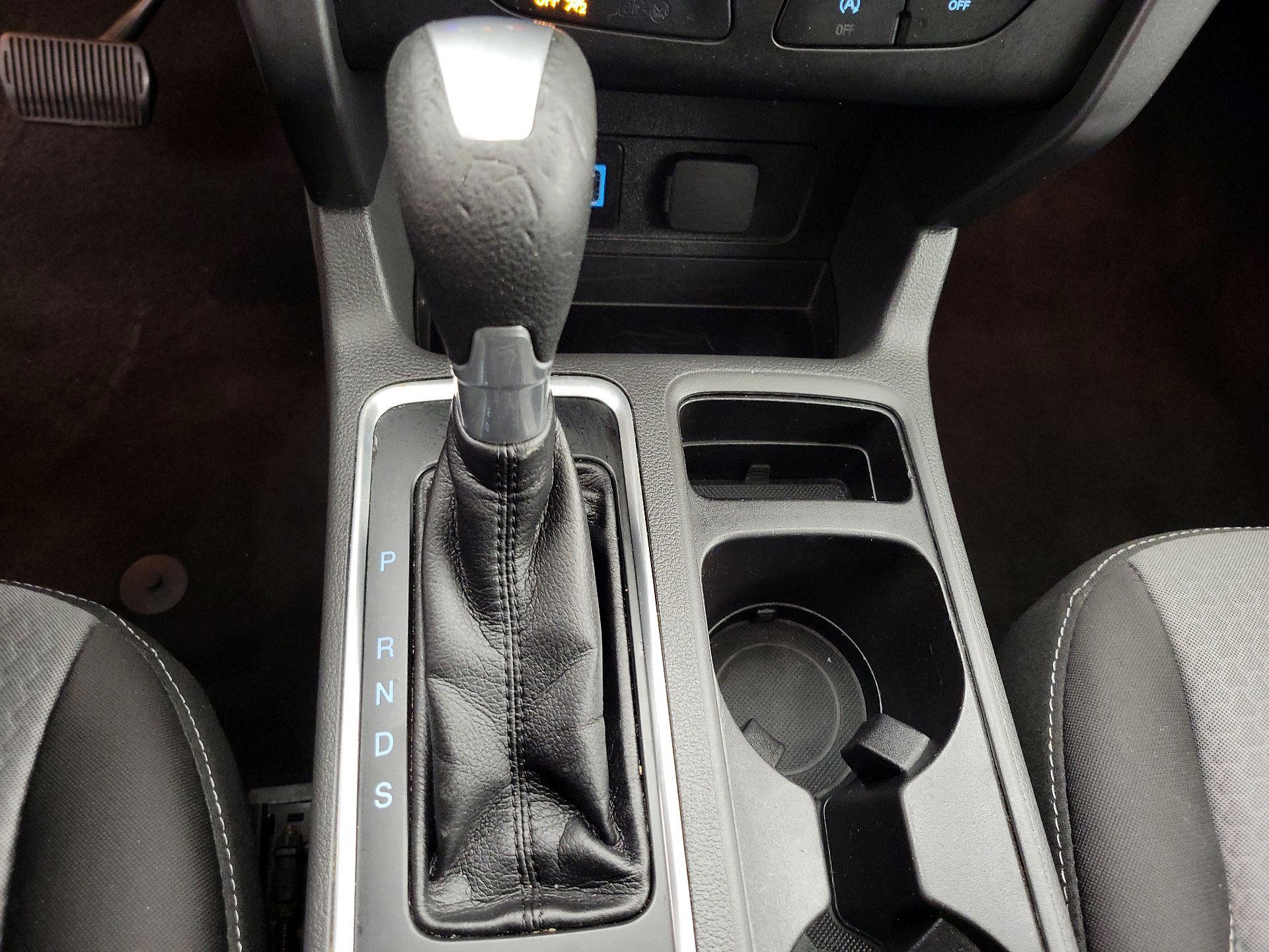 Thumbnail: 2017 Ford Escape - 17