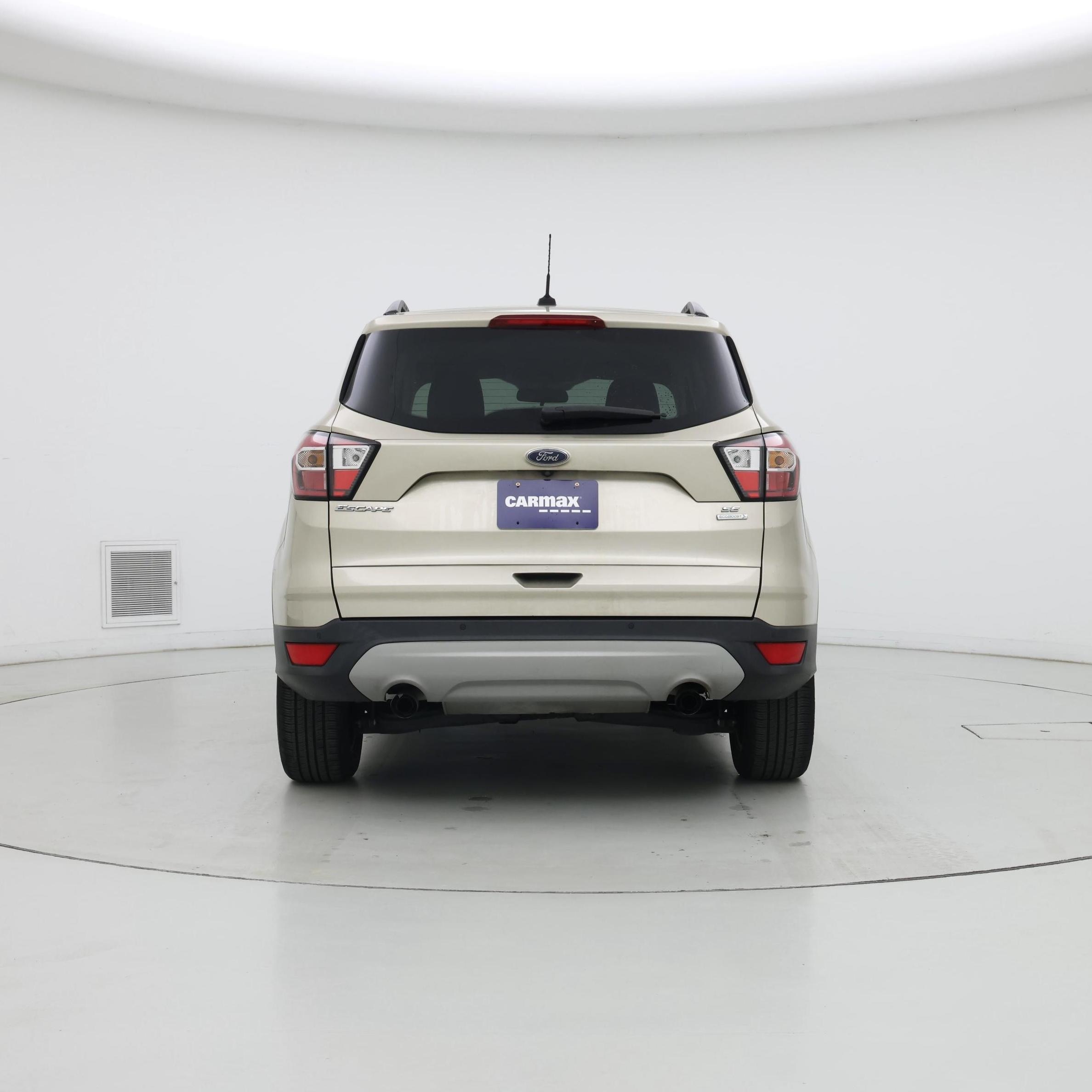 Thumbnail: 2017 Ford Escape - 3