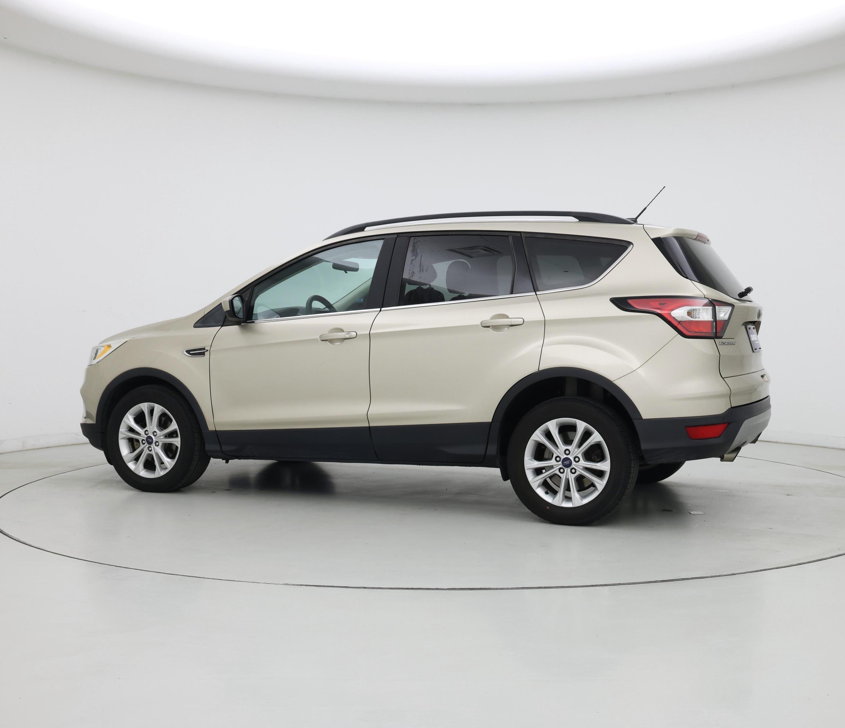 Thumbnail: 2017 Ford Escape - 5