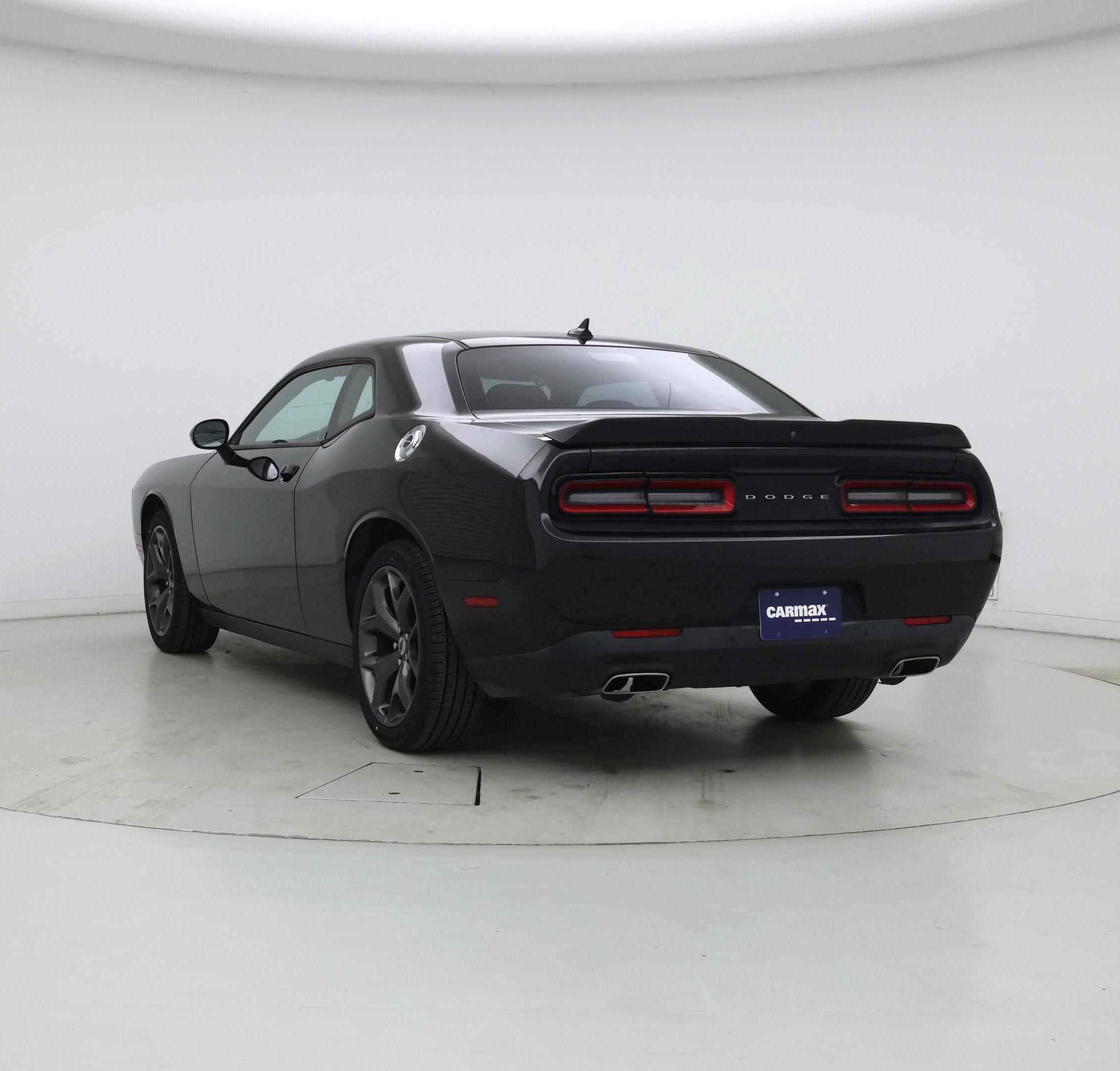 Thumbnail: 2019 Dodge Challenger - 2