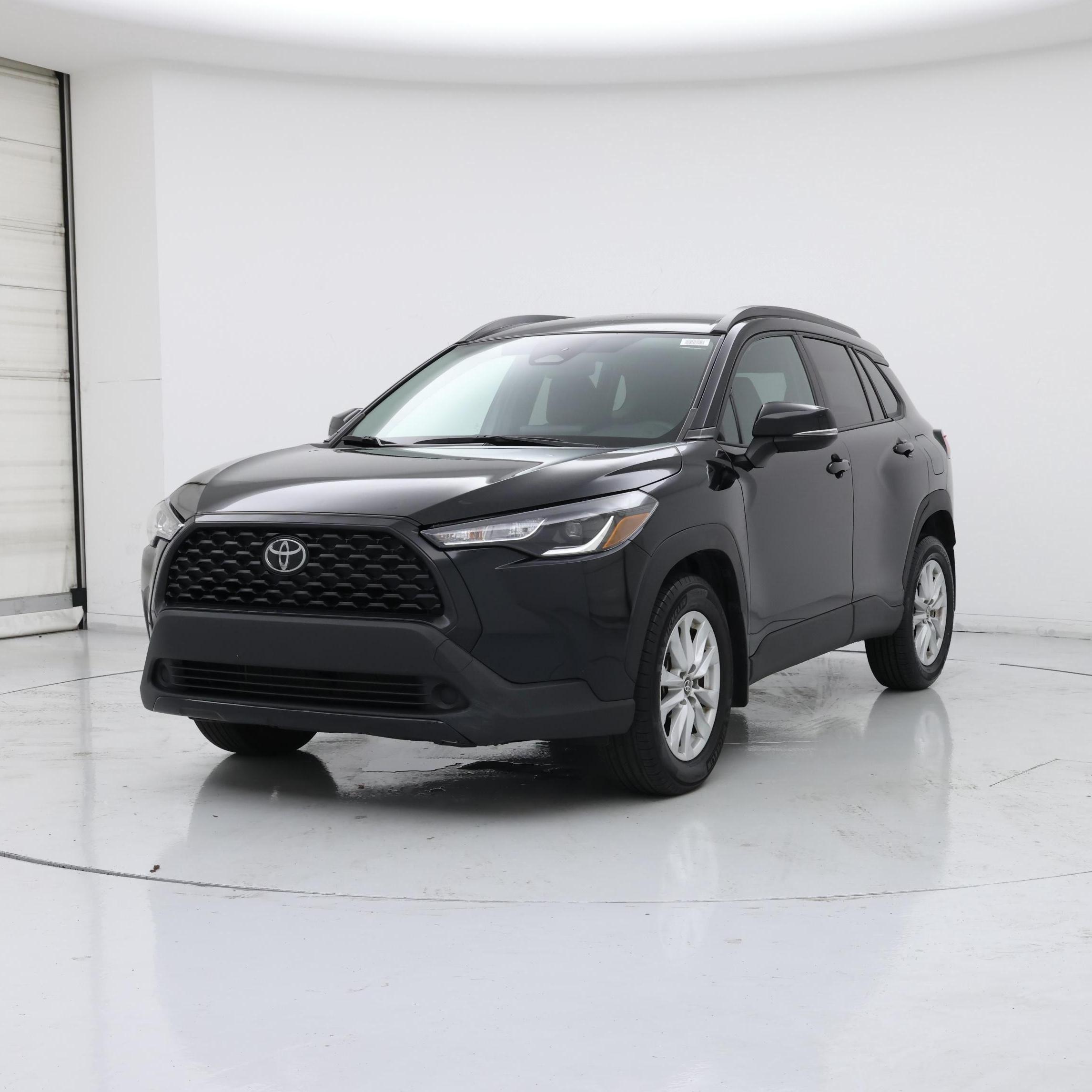 Thumbnail: 2023 Toyota Corolla Cross - 4