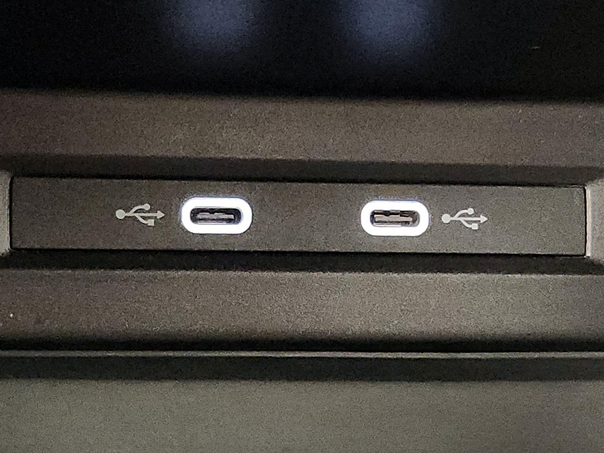 Thumbnail: 2022 Volkswagen Tiguan - 18