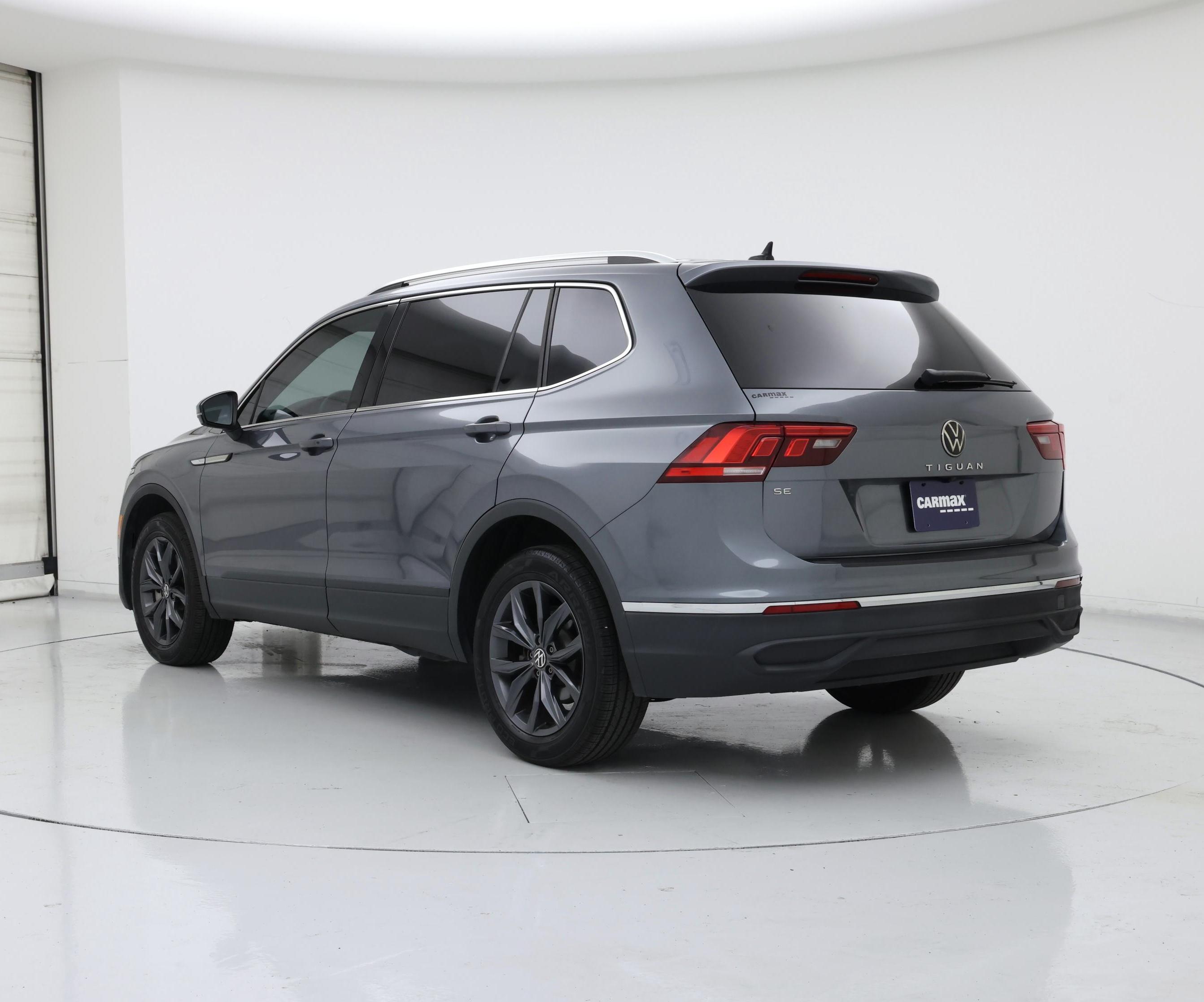 Thumbnail: 2022 Volkswagen Tiguan - 2