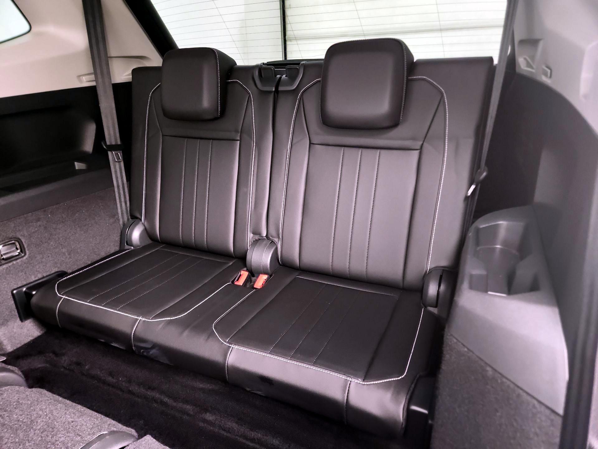 Thumbnail: 2022 Volkswagen Tiguan - 20