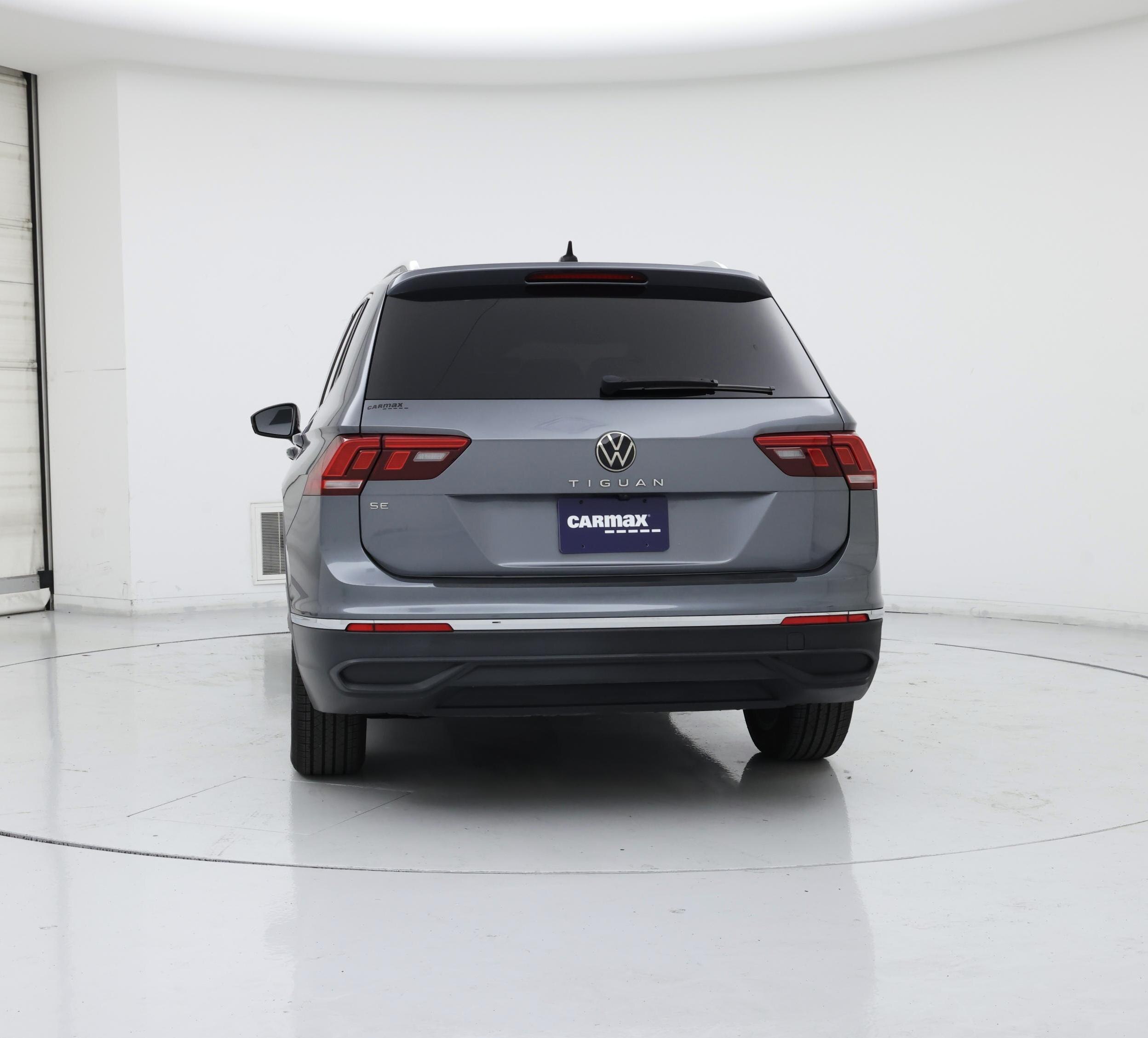 Thumbnail: 2022 Volkswagen Tiguan - 6