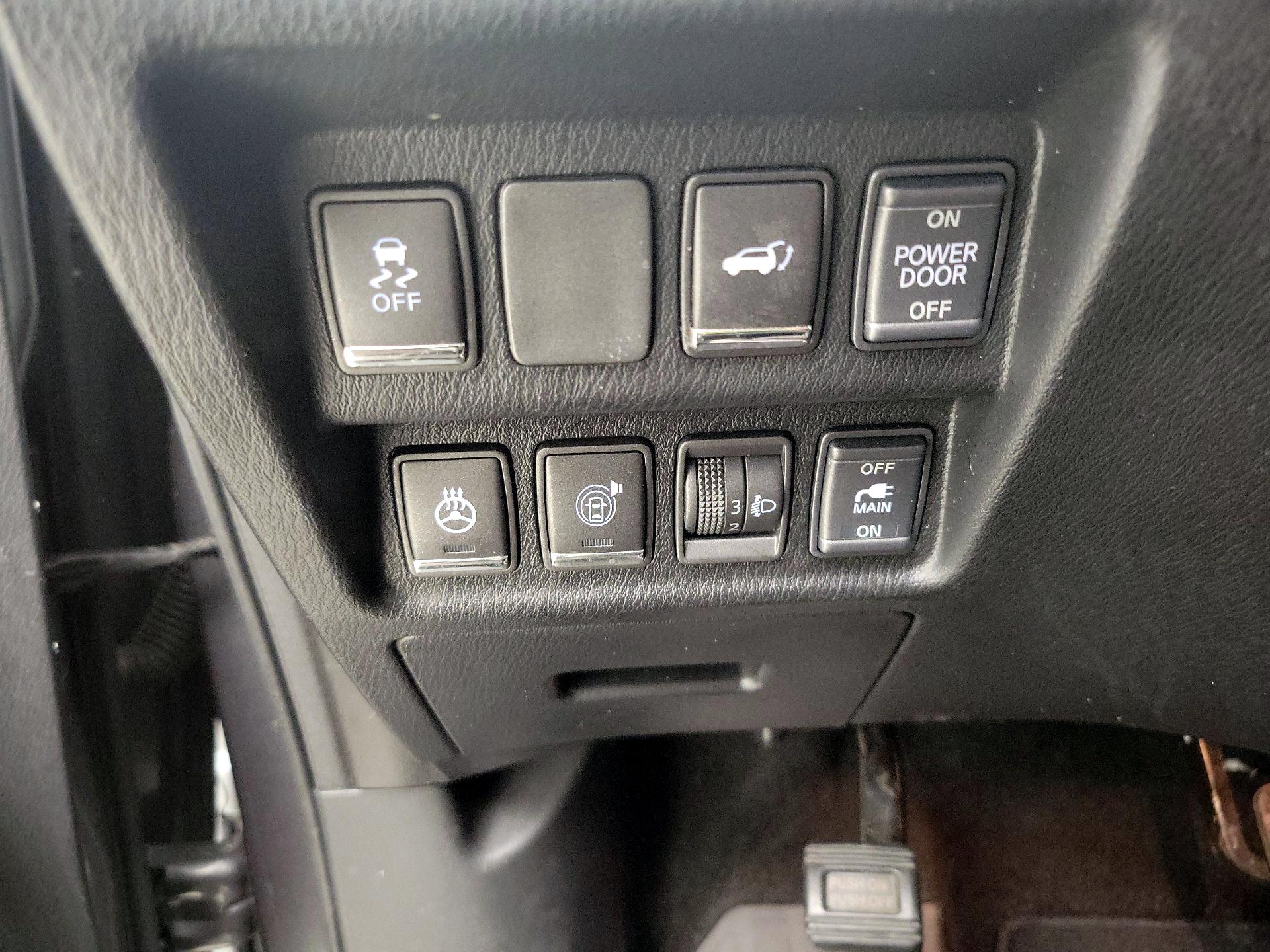 Thumbnail: 2015 INFINITI QX60 - 13