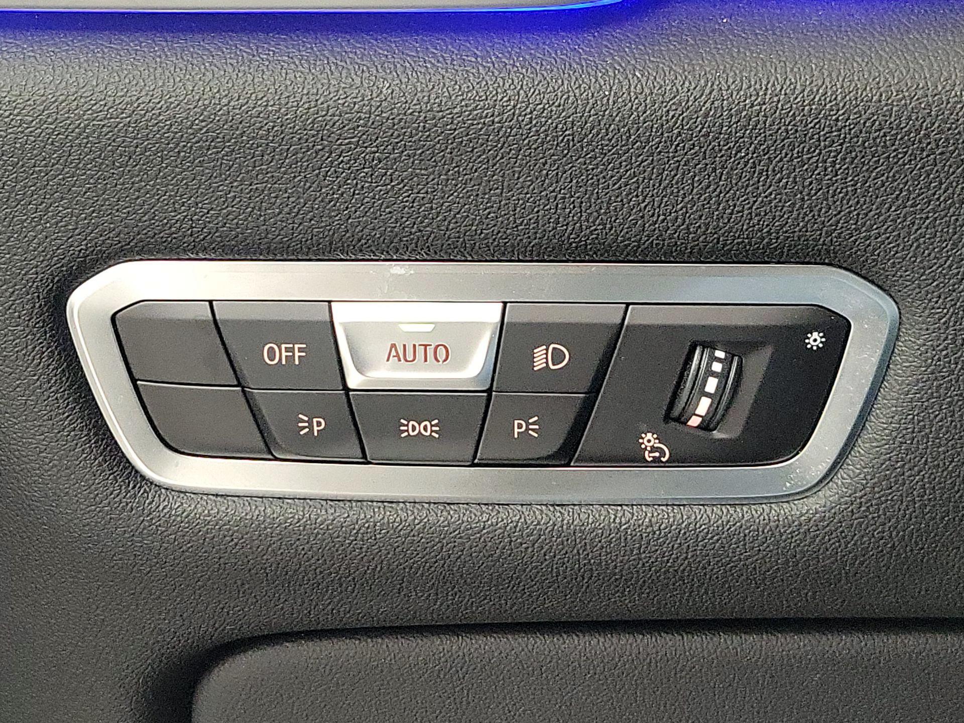 Thumbnail: 2022 BMW X5 - 13