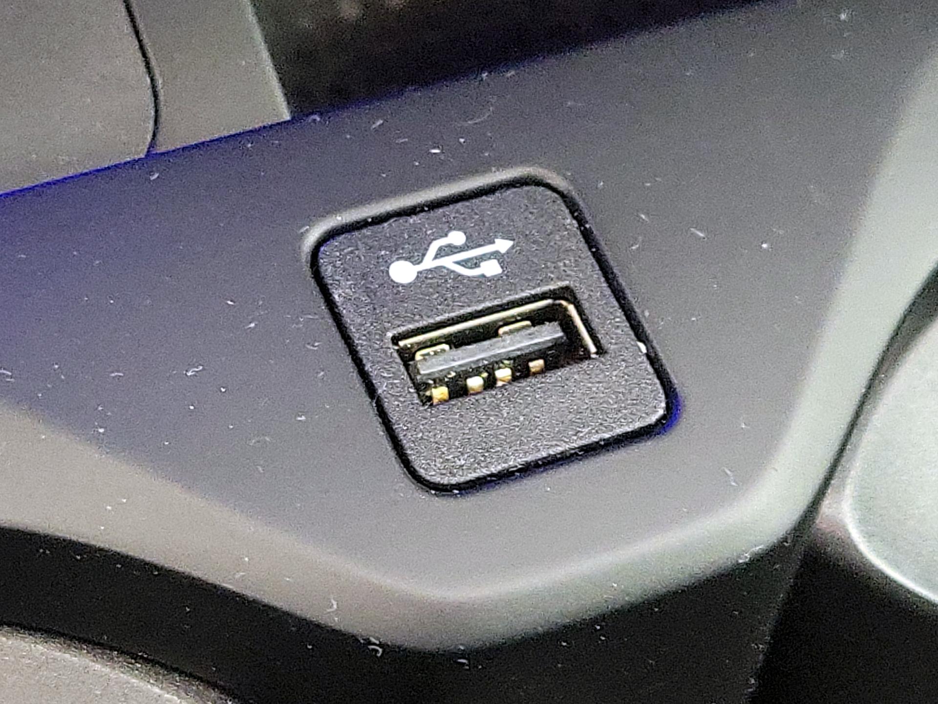 Thumbnail: 2022 BMW X5 - 19