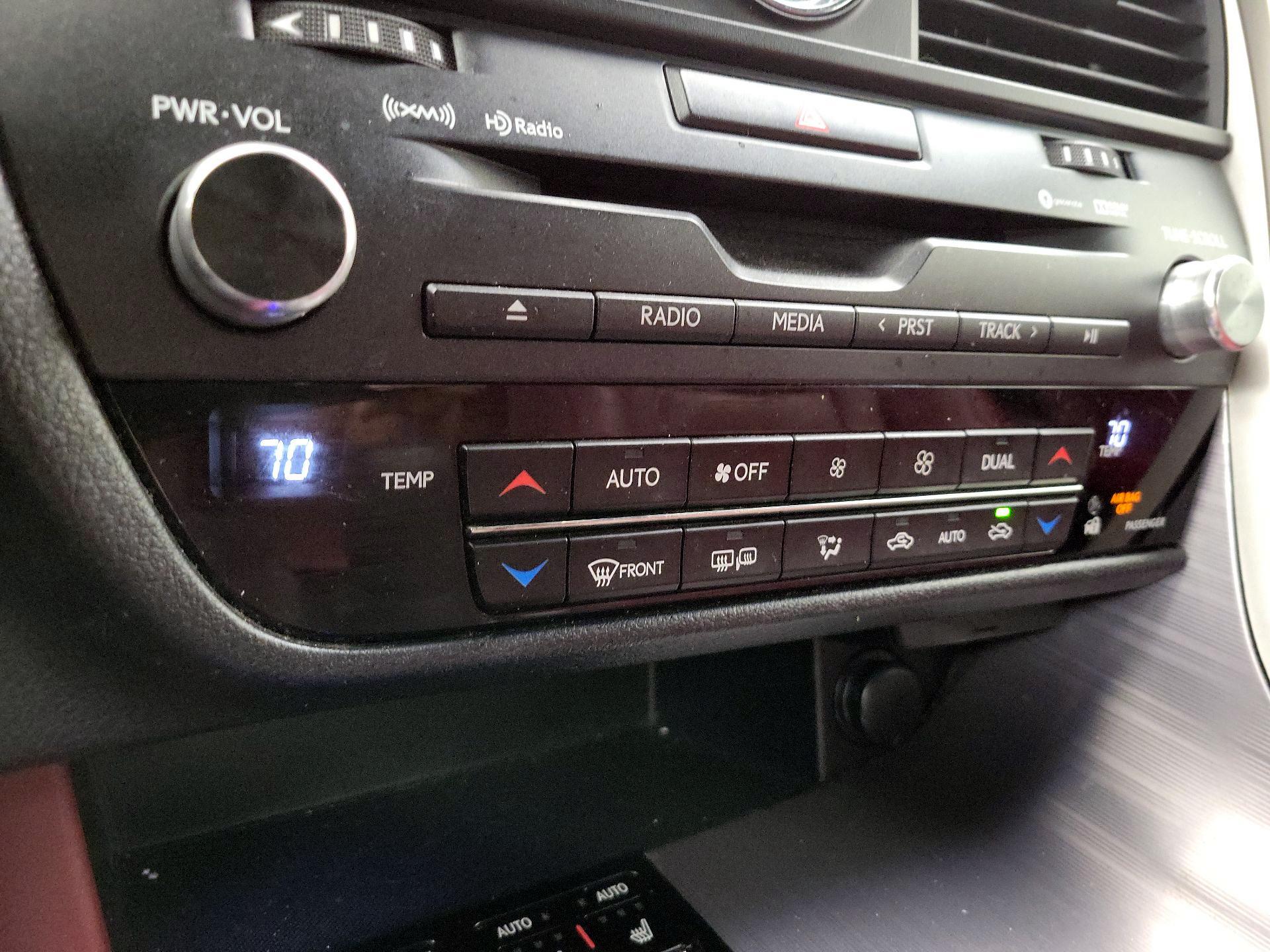 Thumbnail: 2019 Lexus RX - 17