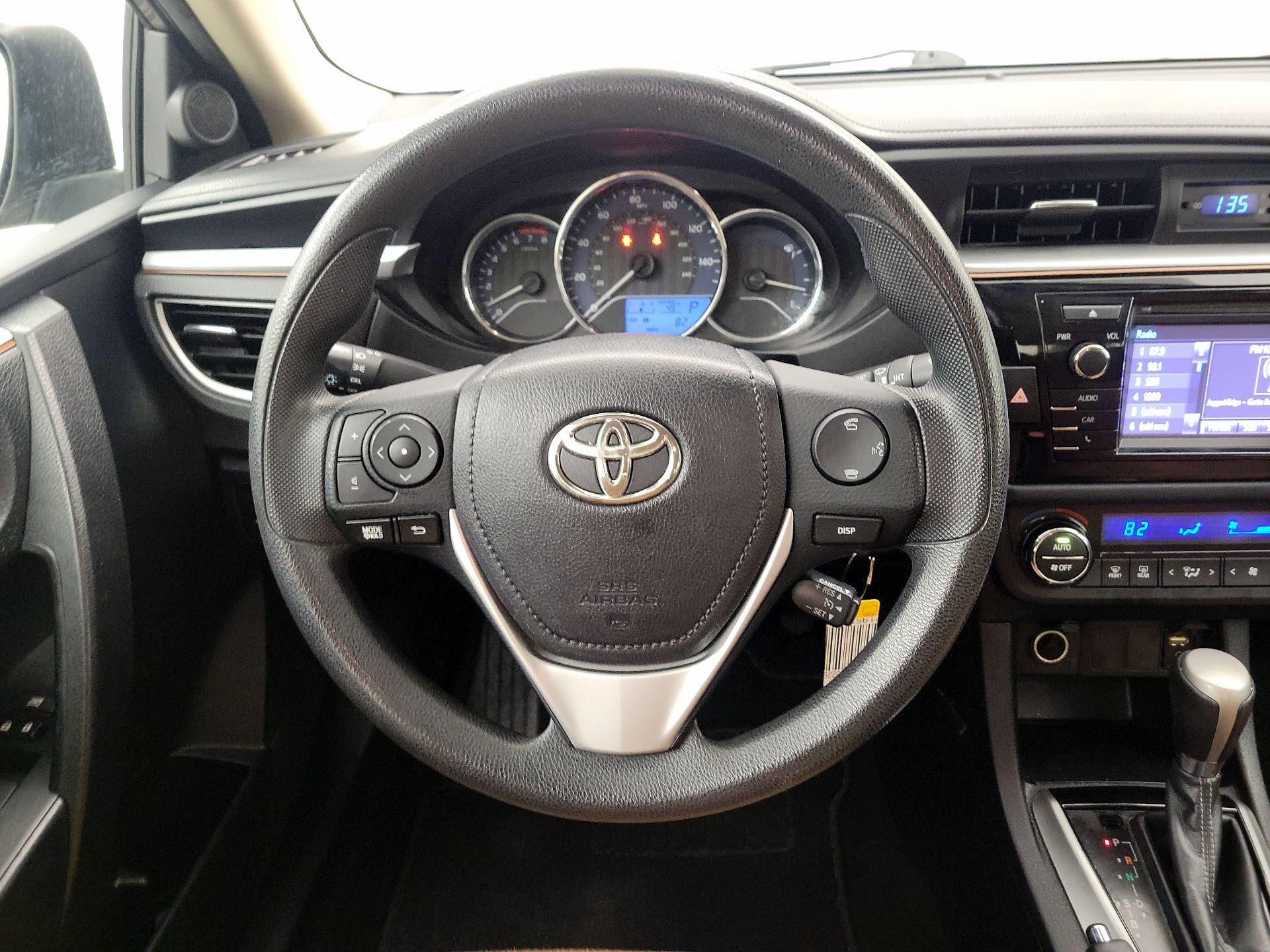 Thumbnail: 2016 Toyota Corolla - 10