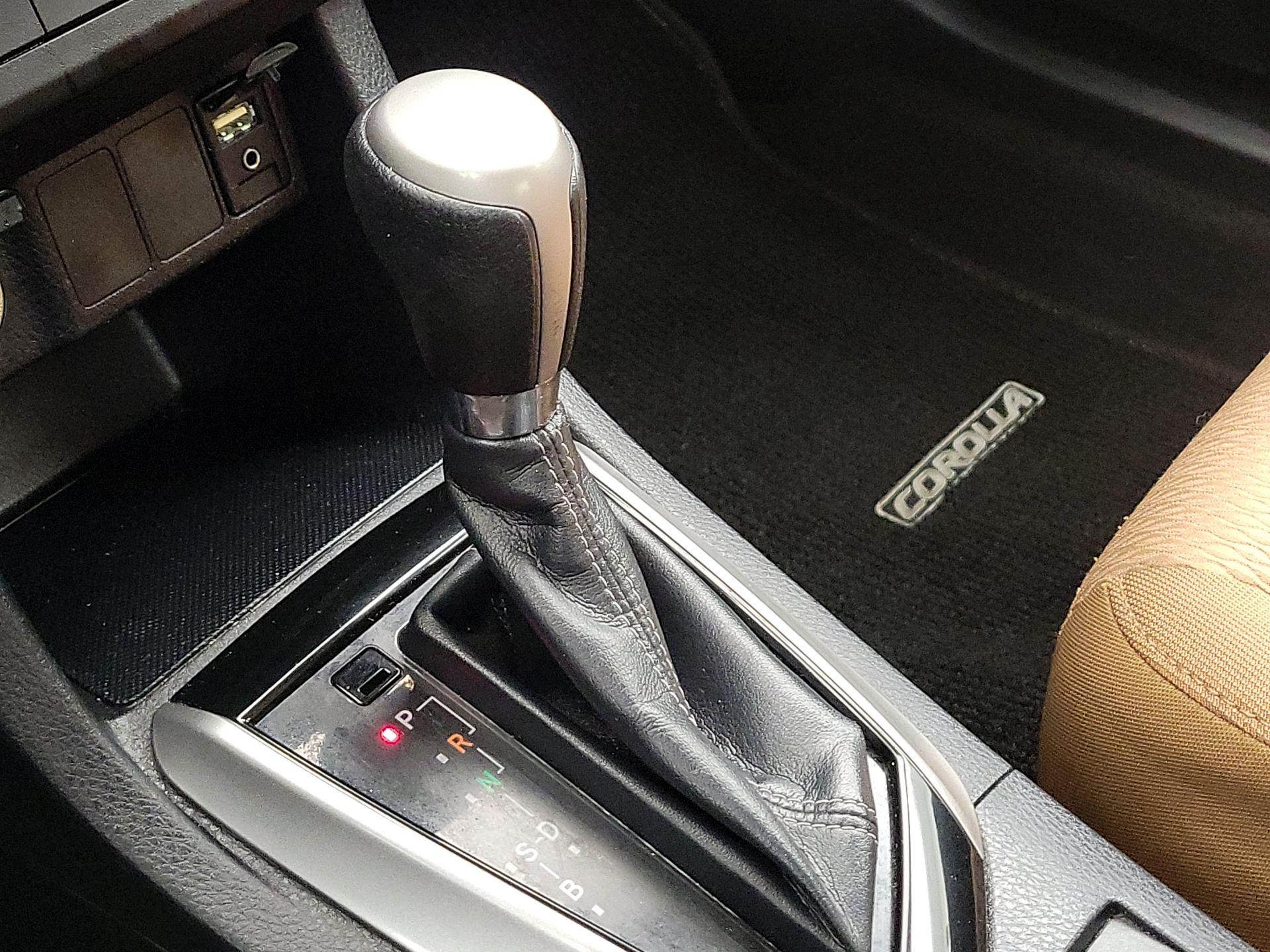 Thumbnail: 2016 Toyota Corolla - 17