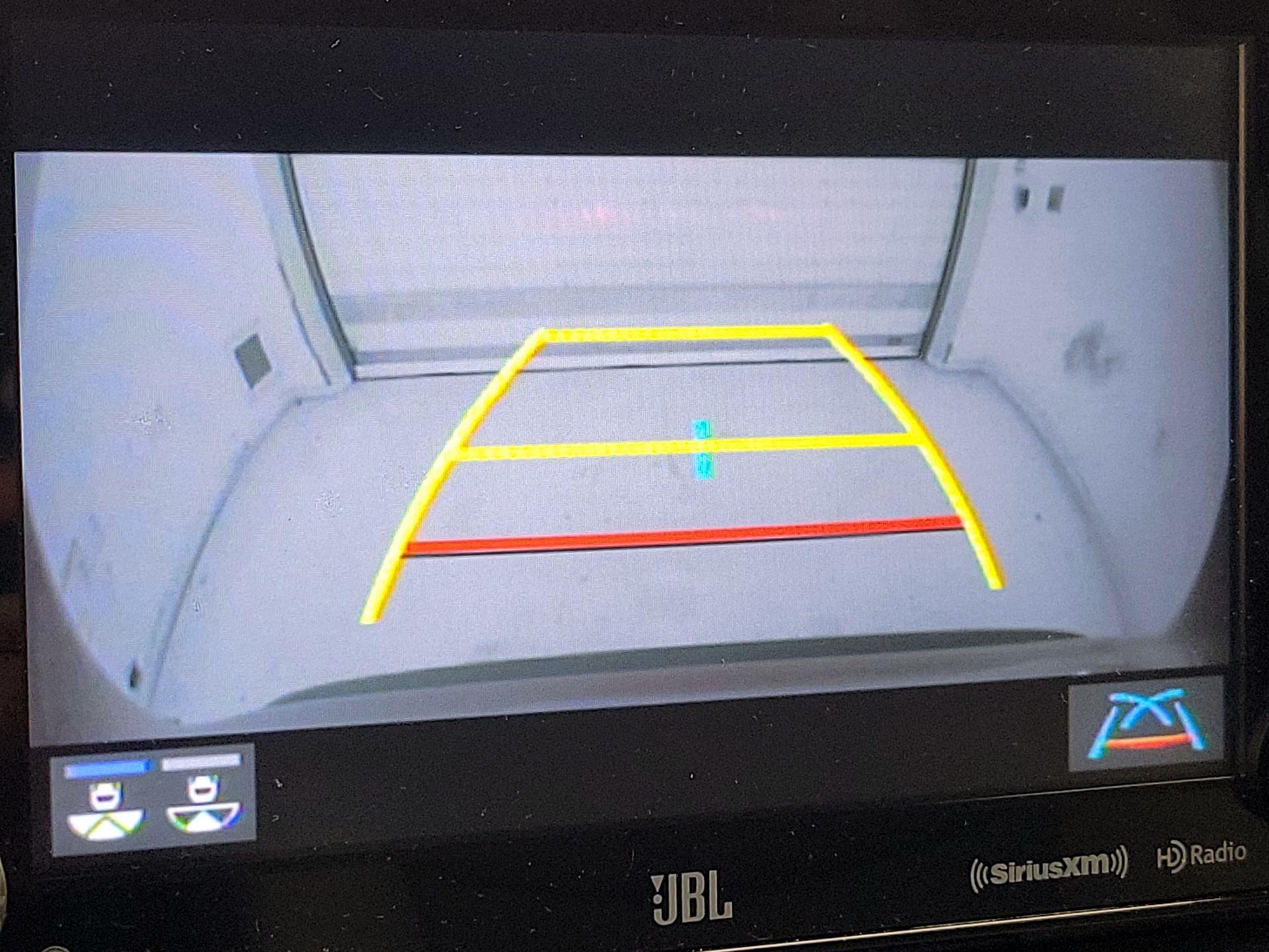 Thumbnail: 2021 Toyota RAV4 - 15