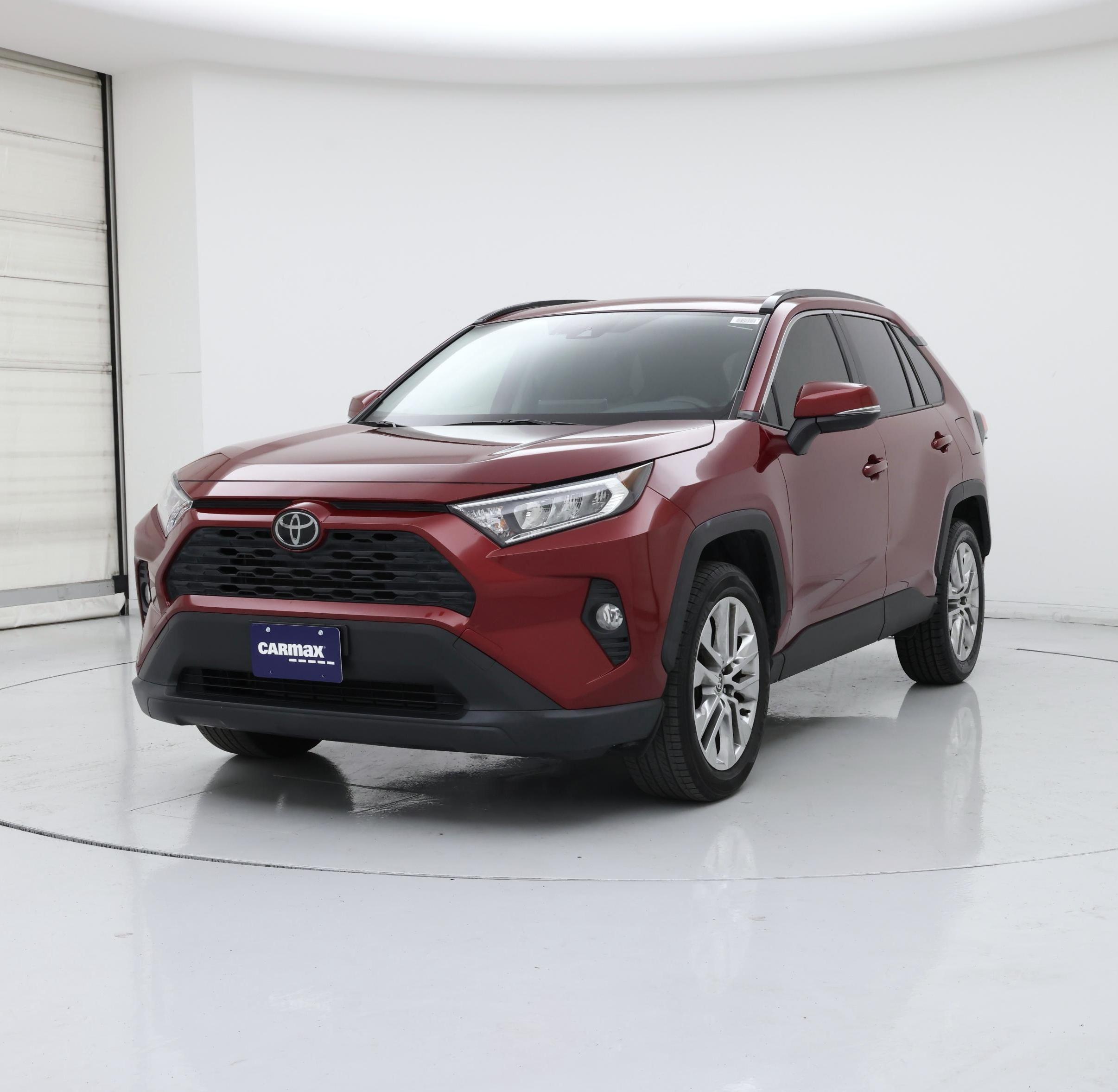 Thumbnail: 2021 Toyota RAV4 - 4