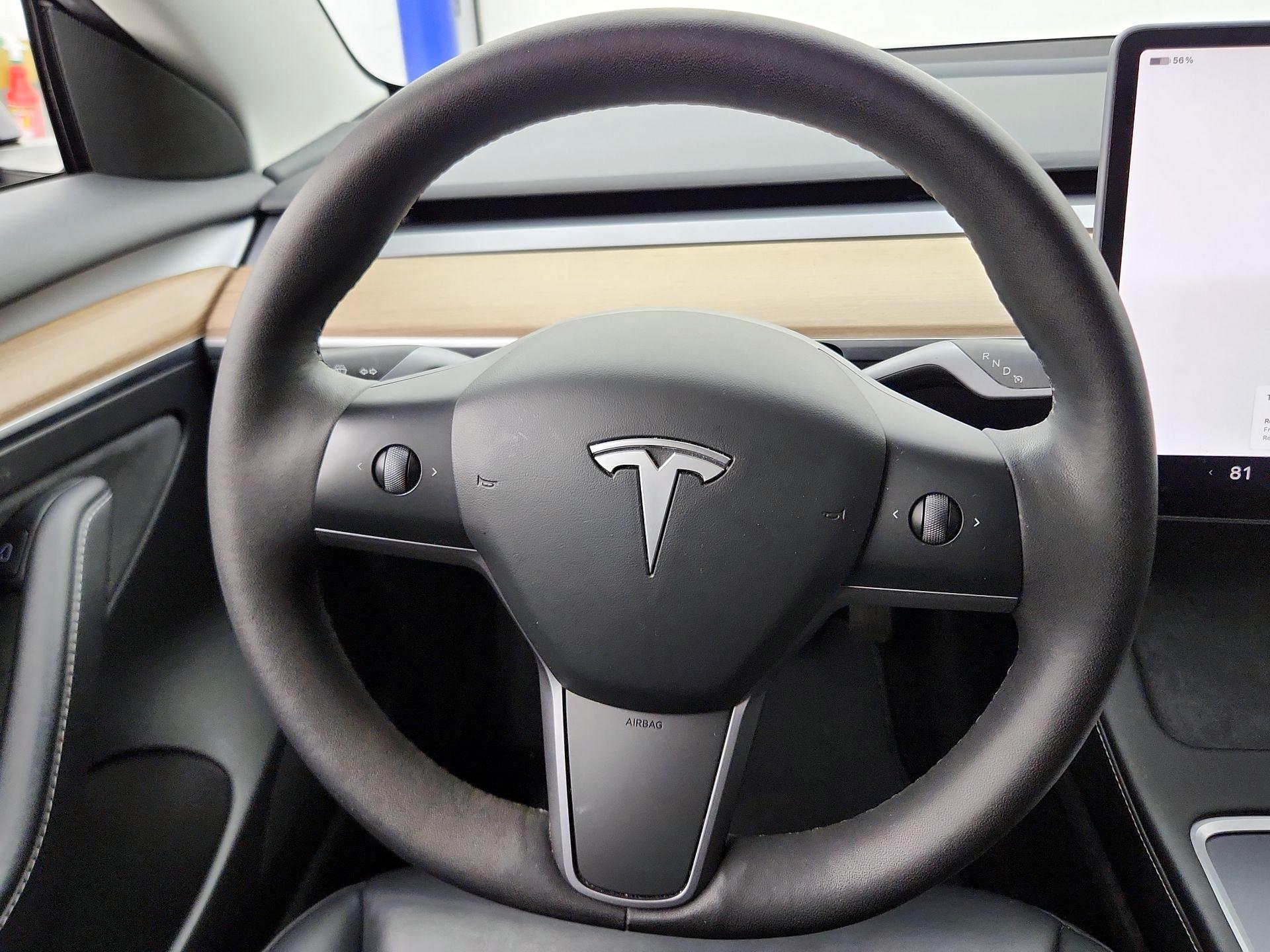 Thumbnail: 2023 Tesla Model 3 - 10