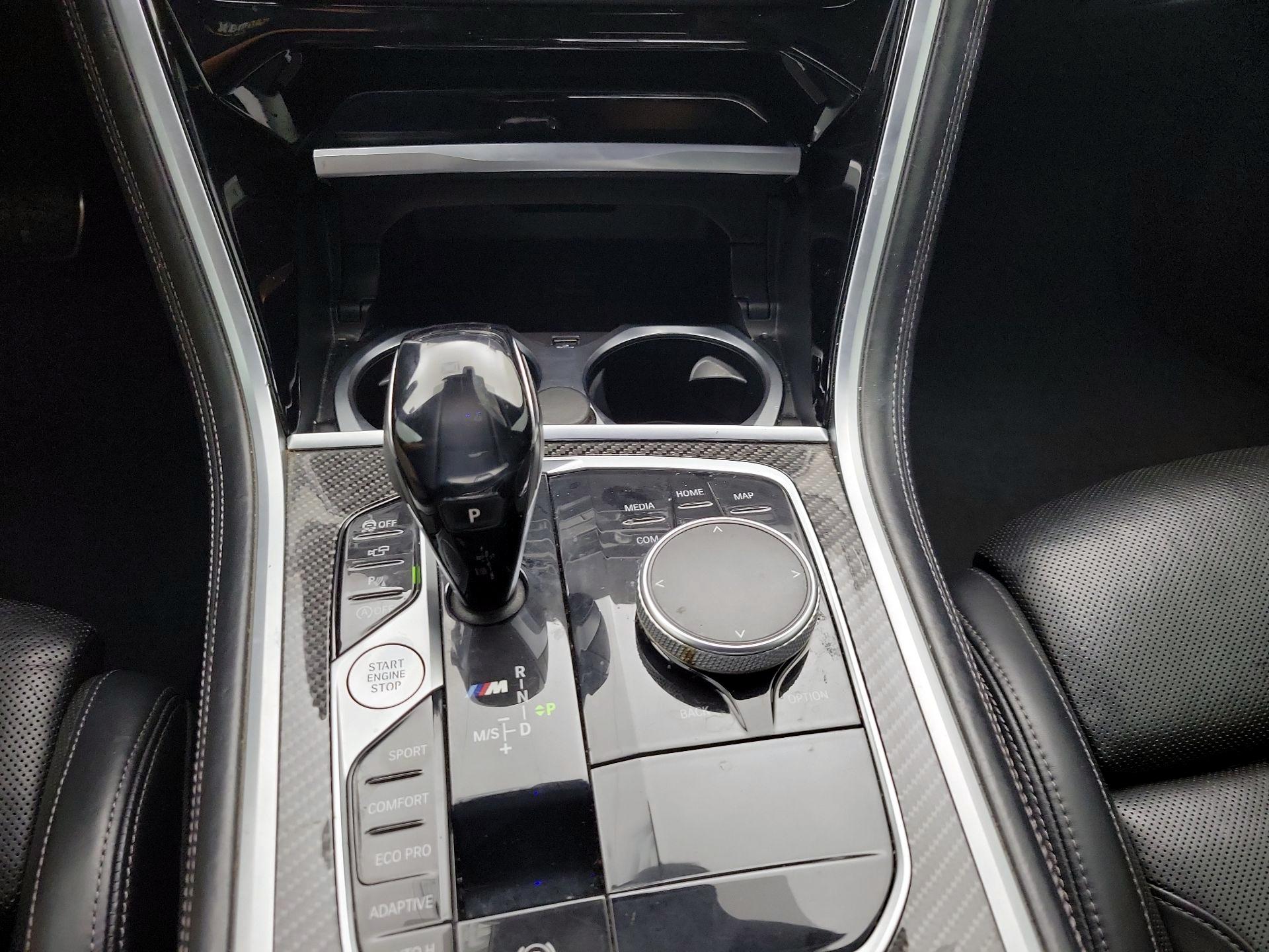 Thumbnail: 2022 BMW 8 Series - 18