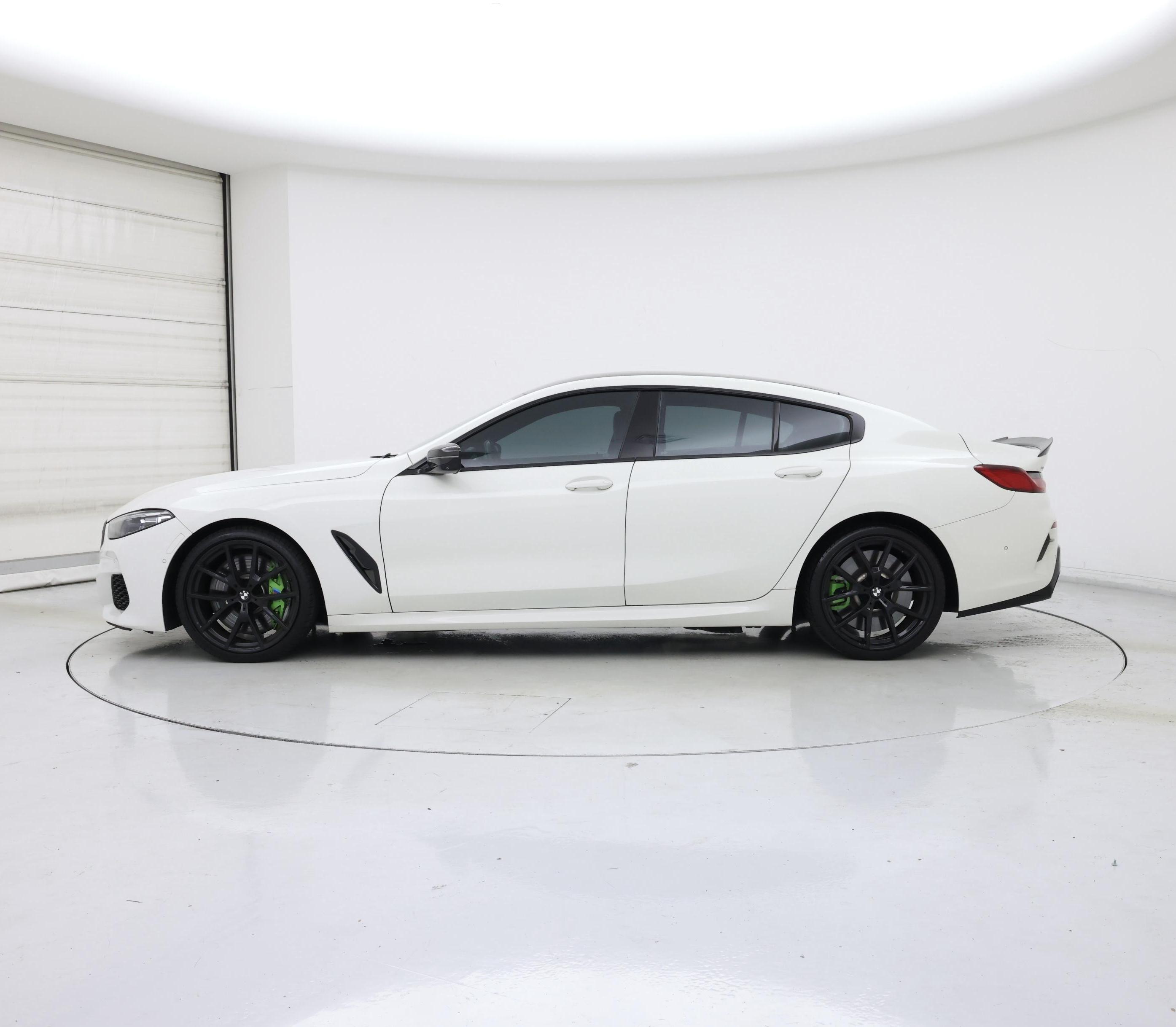 Thumbnail: 2022 BMW 8 Series - 3