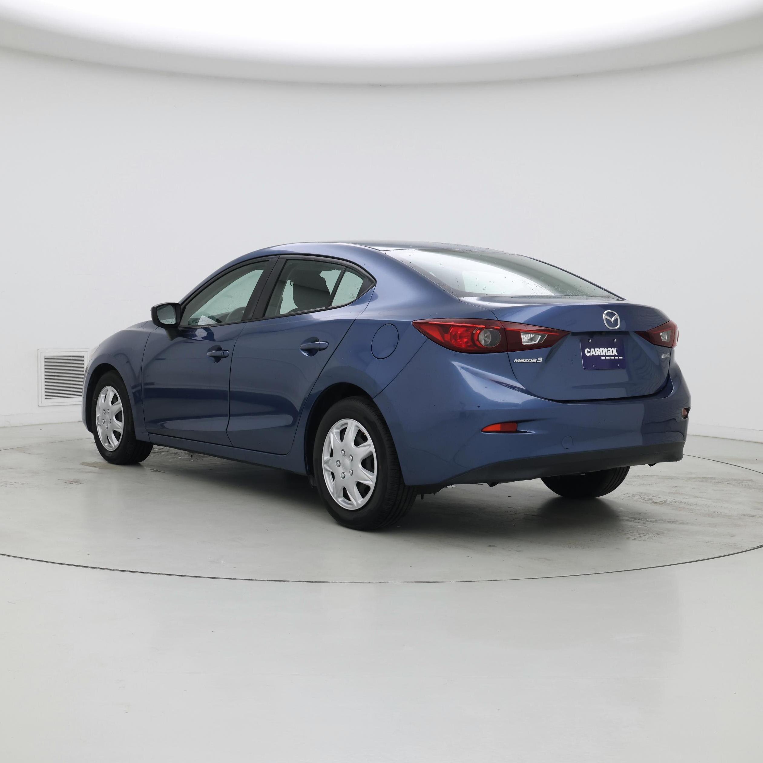 Thumbnail: 2018 Mazda Mazda3 - 2