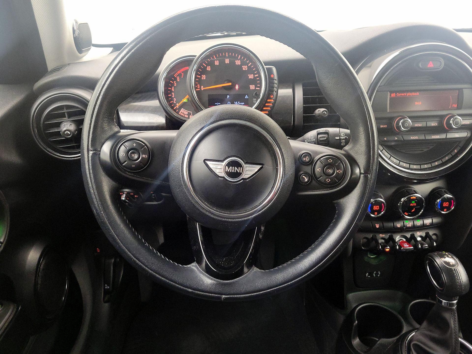 Thumbnail: 2015 MINI Cooper Hardtop - 10