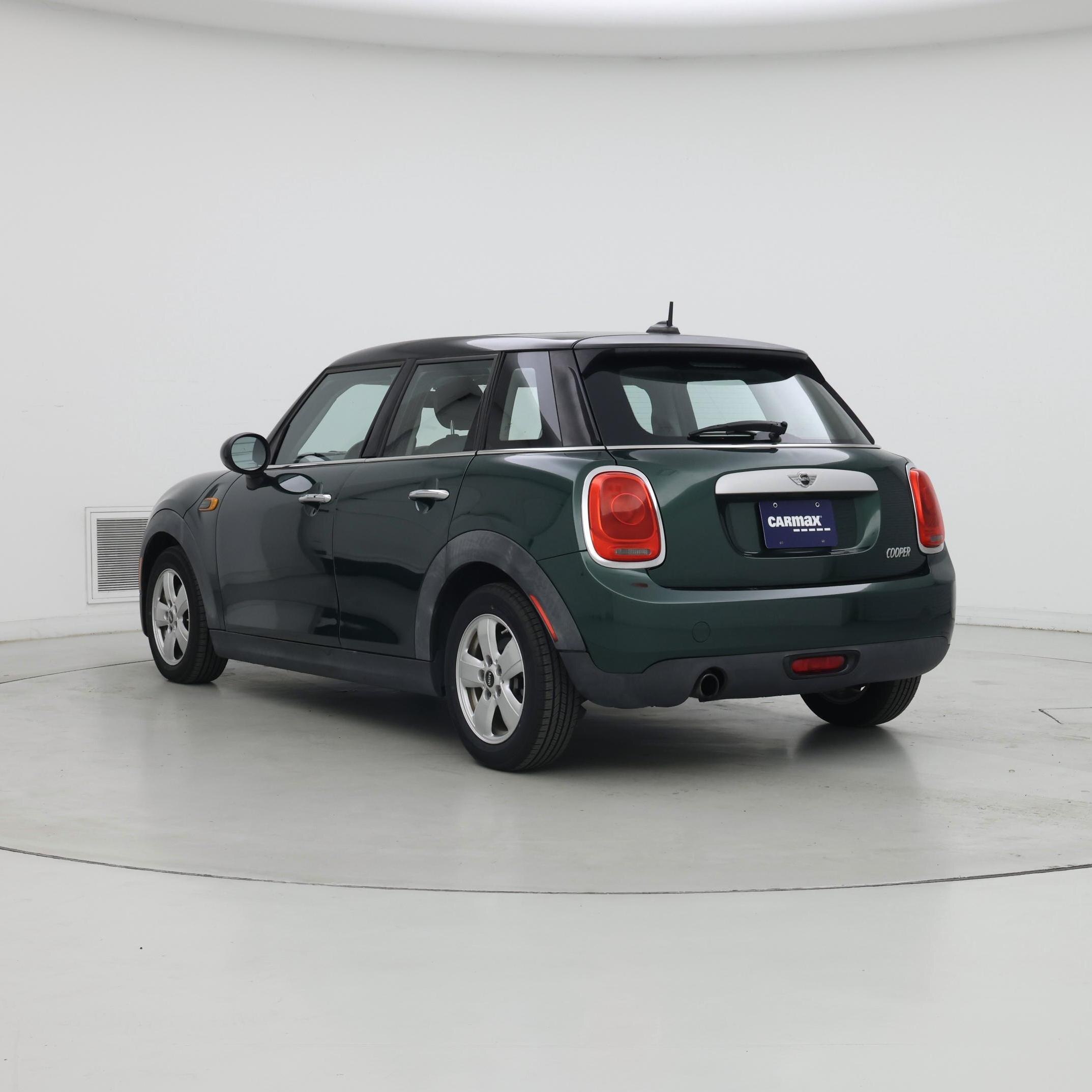 Thumbnail: 2015 MINI Cooper Hardtop - 2